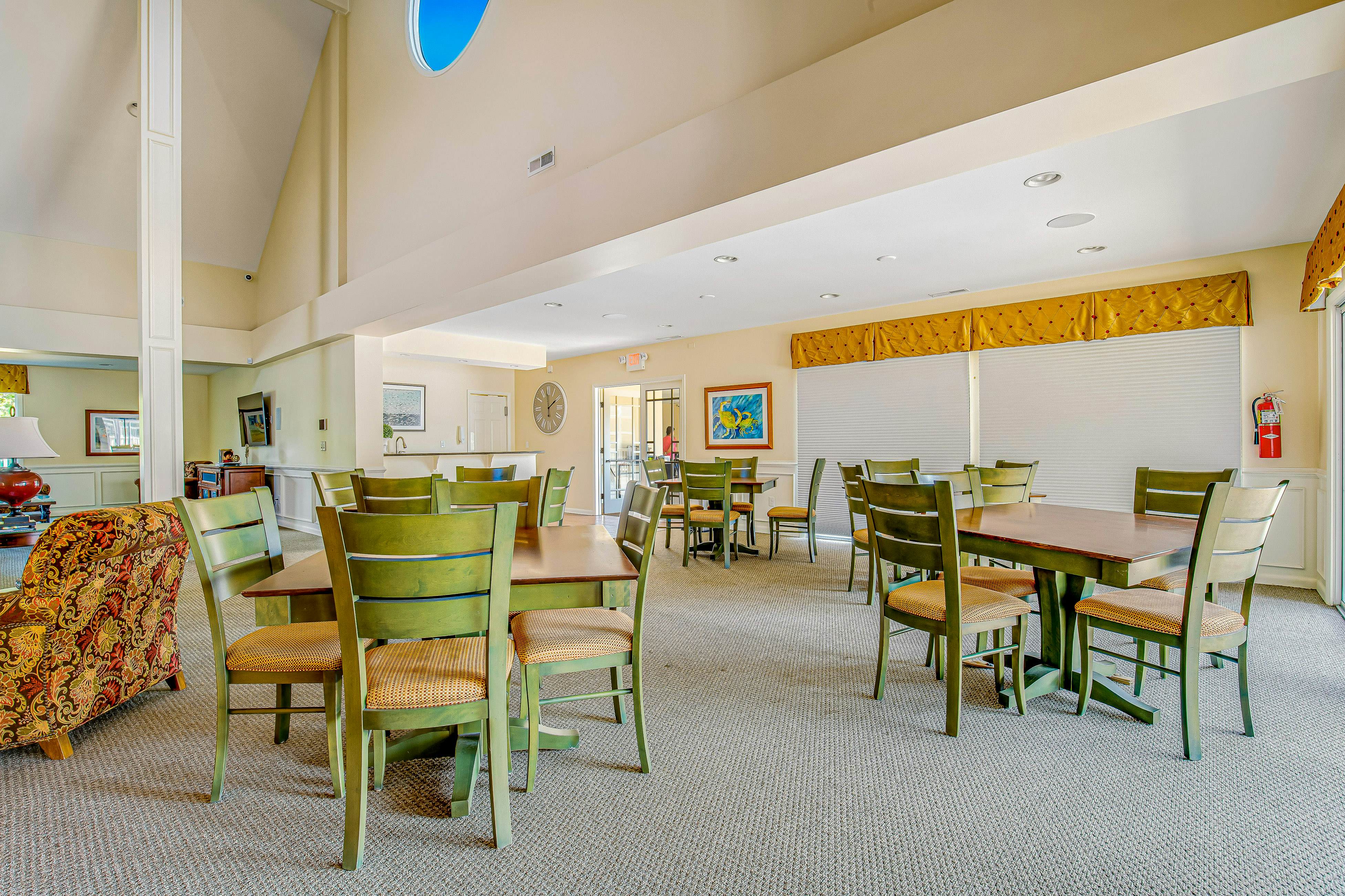 Salt Pond - 1 Heron Ct