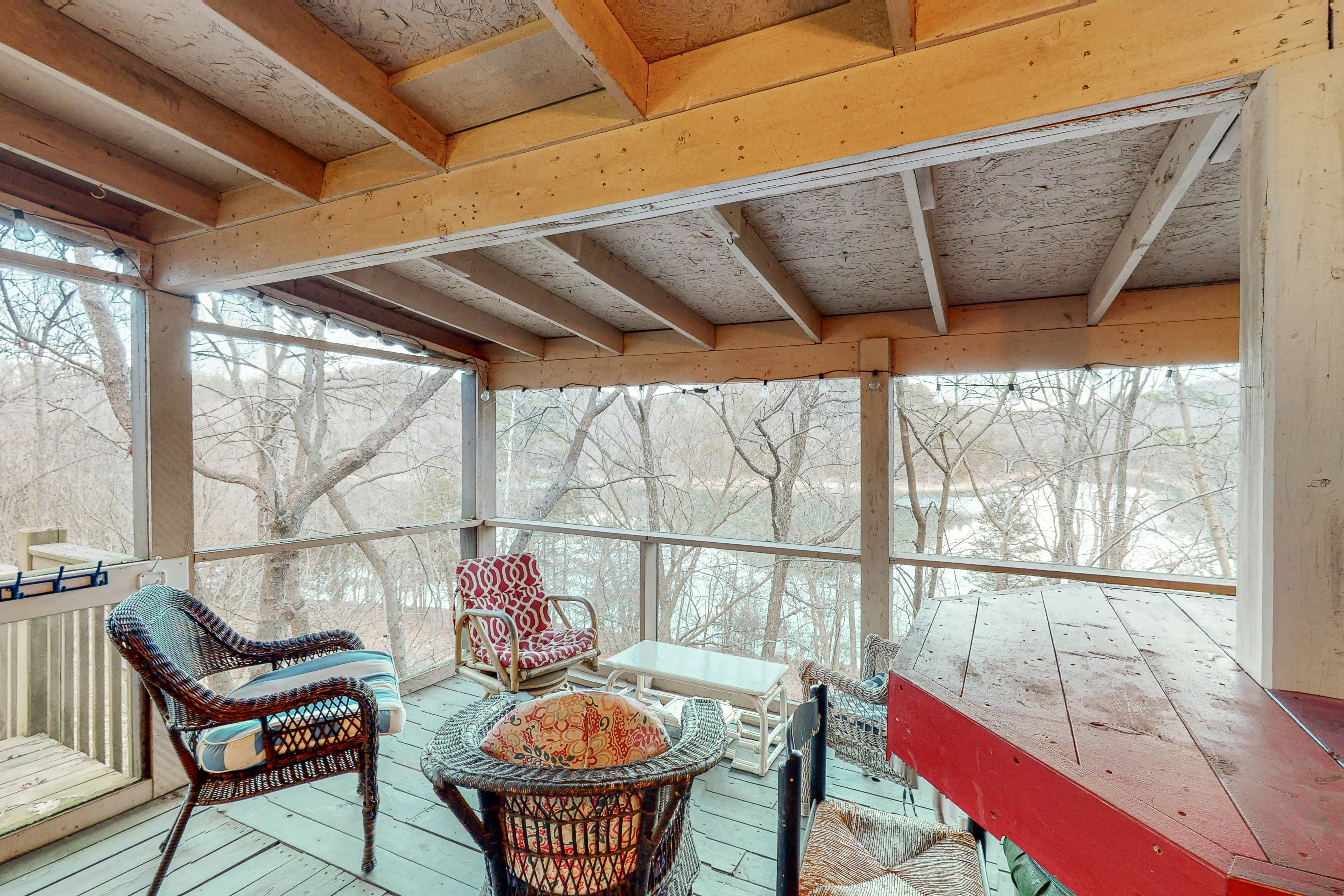 Lone Star Lake House