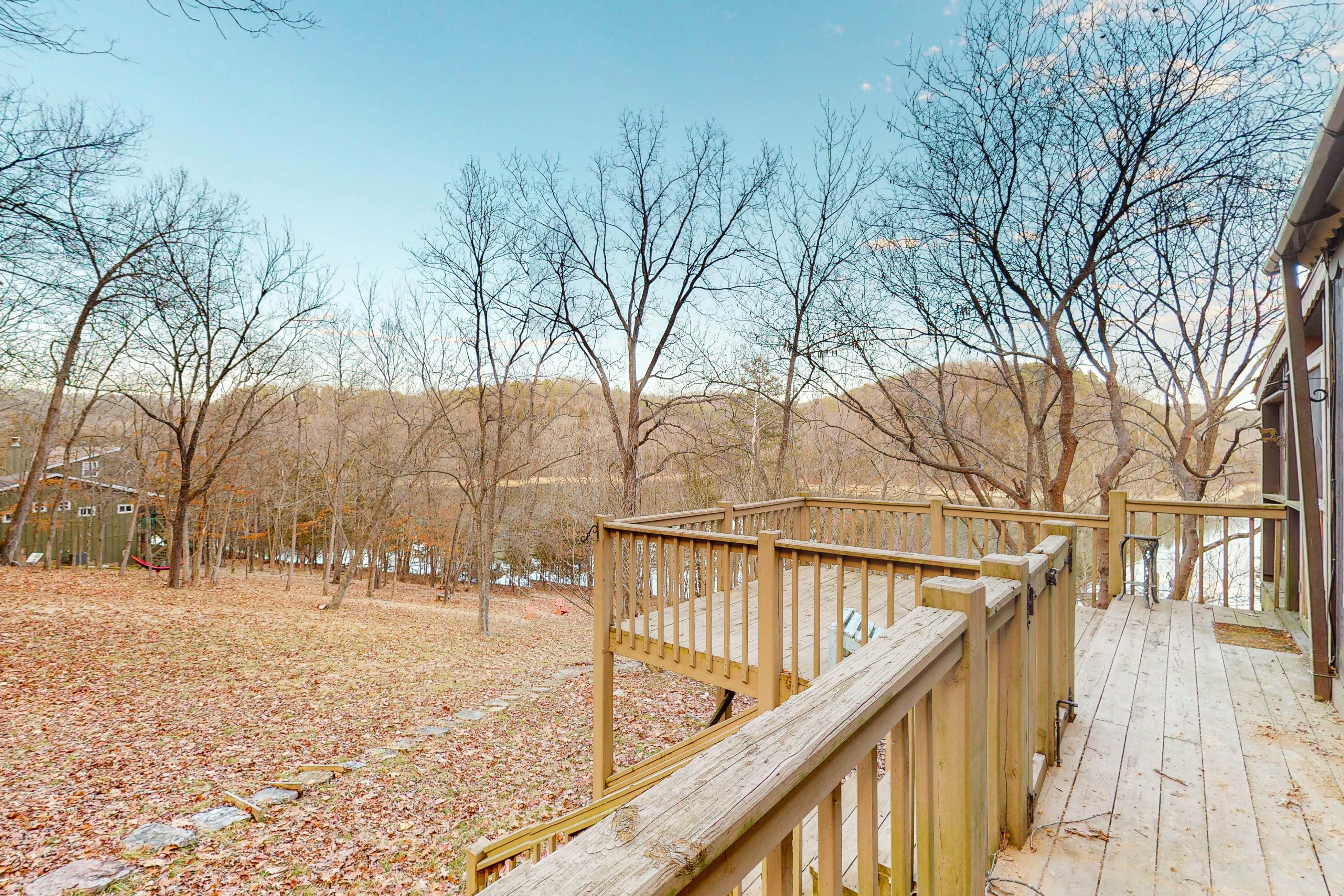 Lone Star Lake House