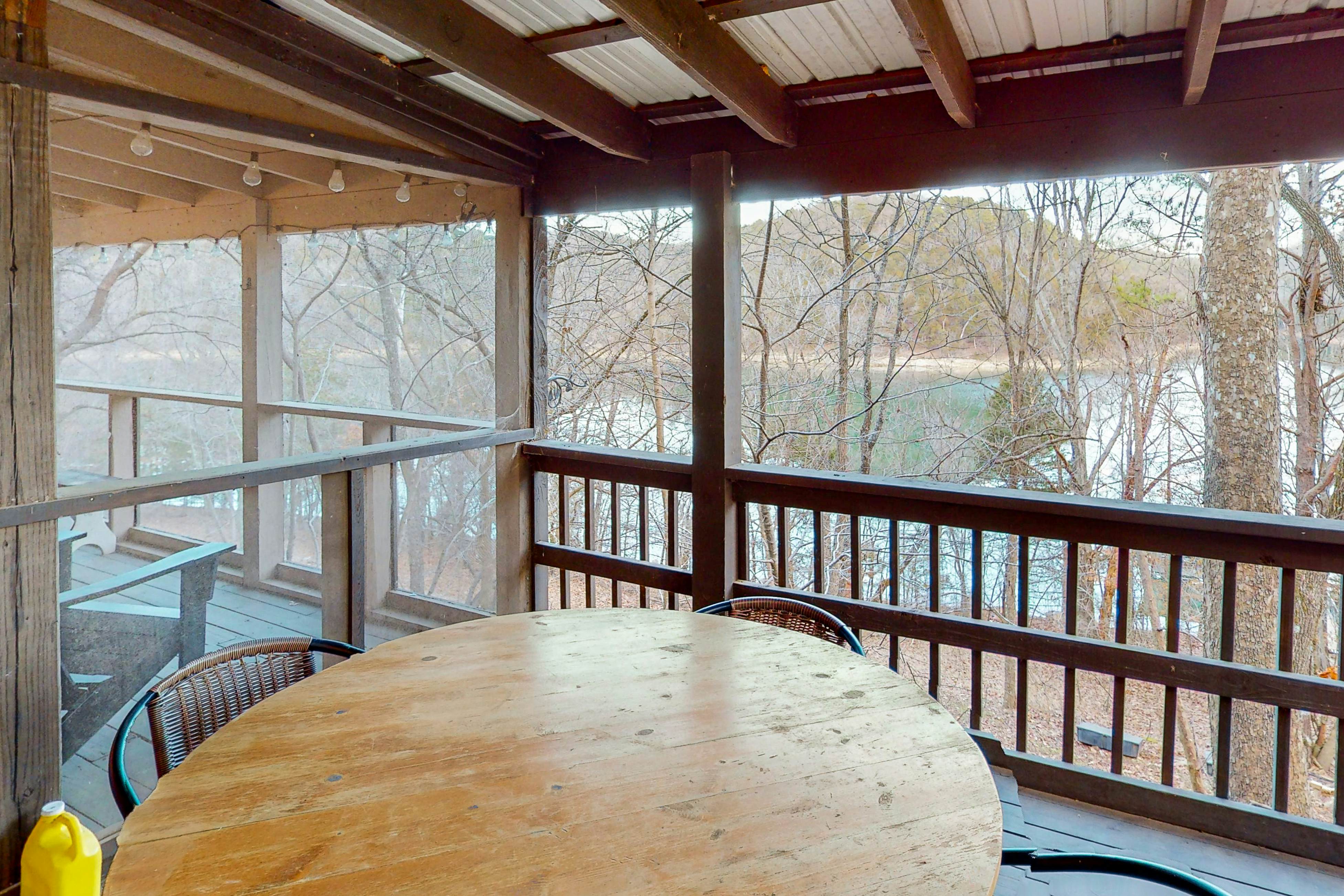 Lone Star Lake House