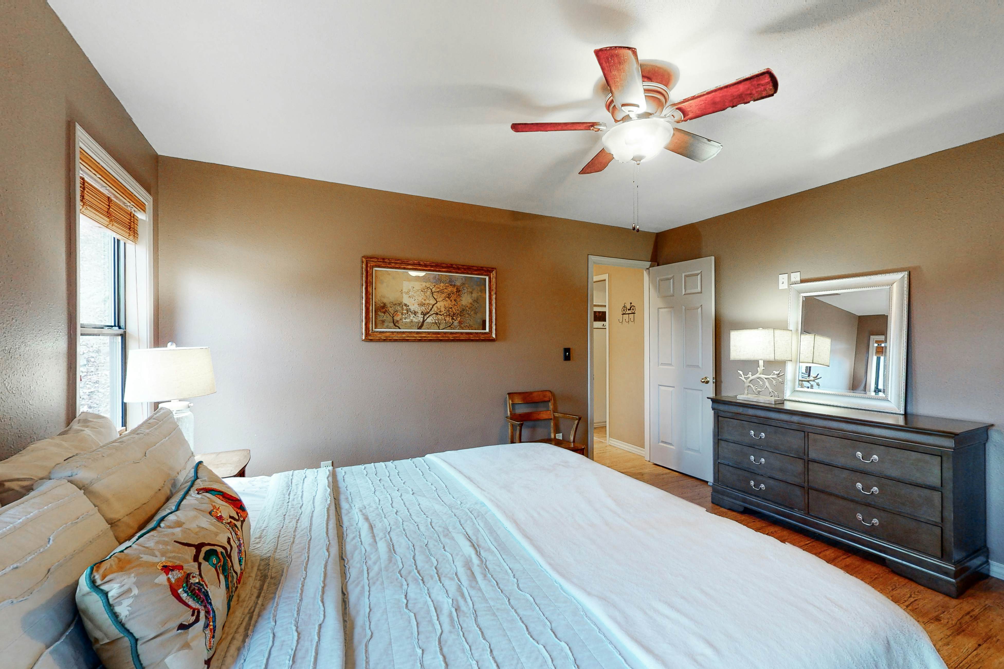 Lone Star Lake House