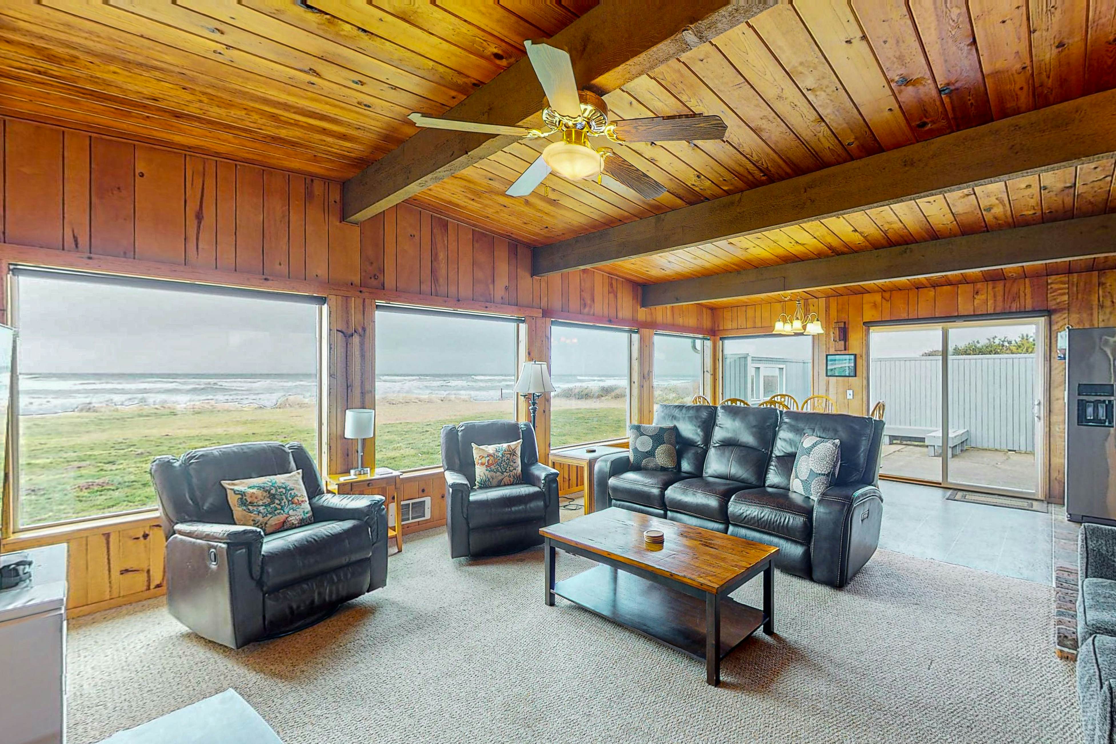 Yachats, Oregon Vacation Rentals, Beach Rentals, Lodging Vacasa