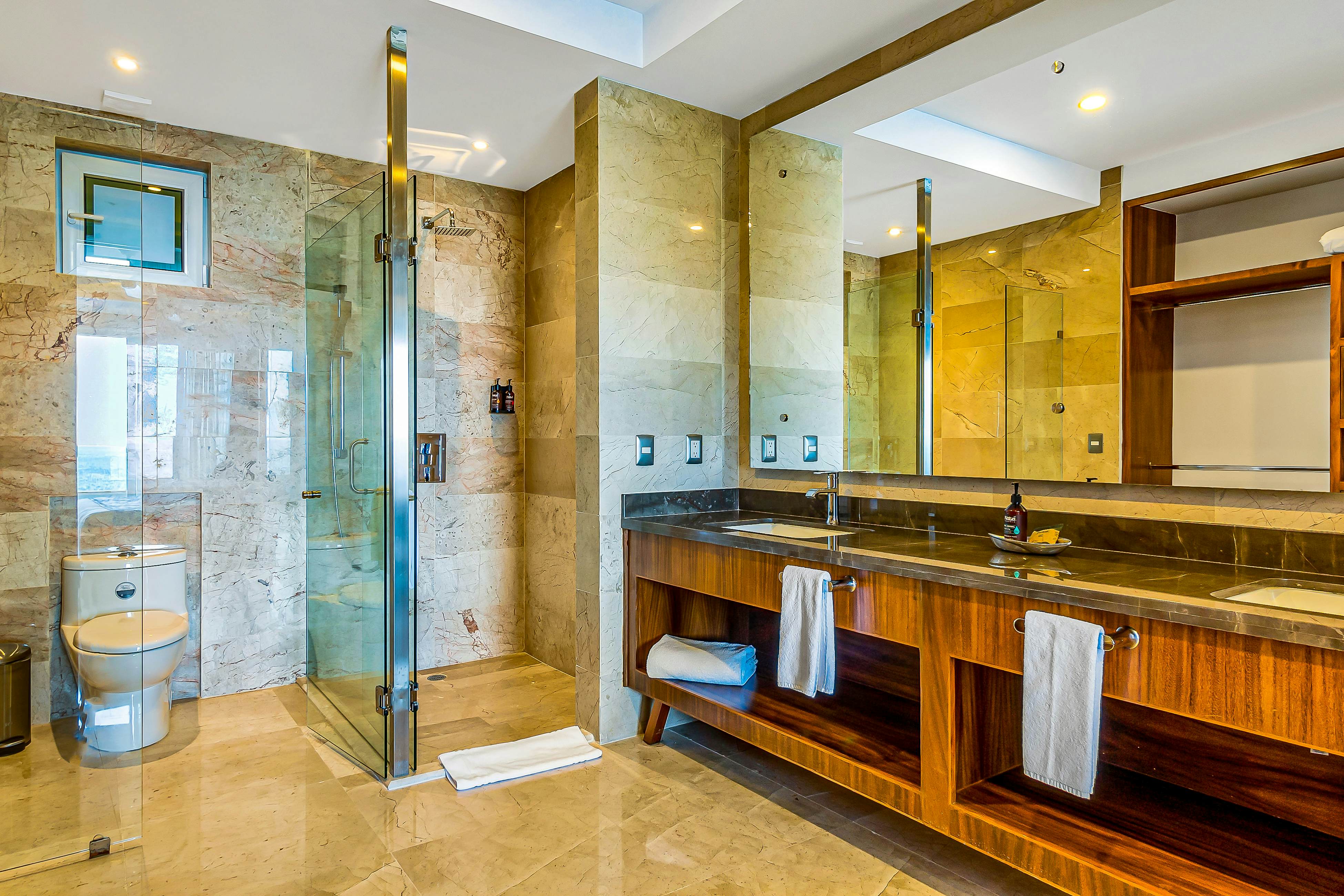 Blue Horizon 102 at Residences