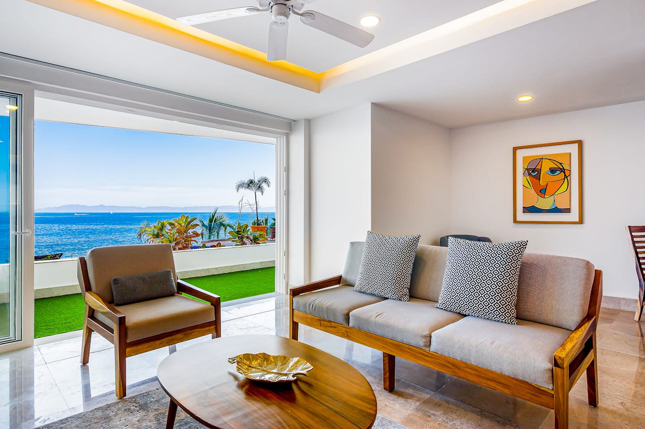 Blue Horizon 102 Residences 2 BD Puerto Vallarta, JA Vacation