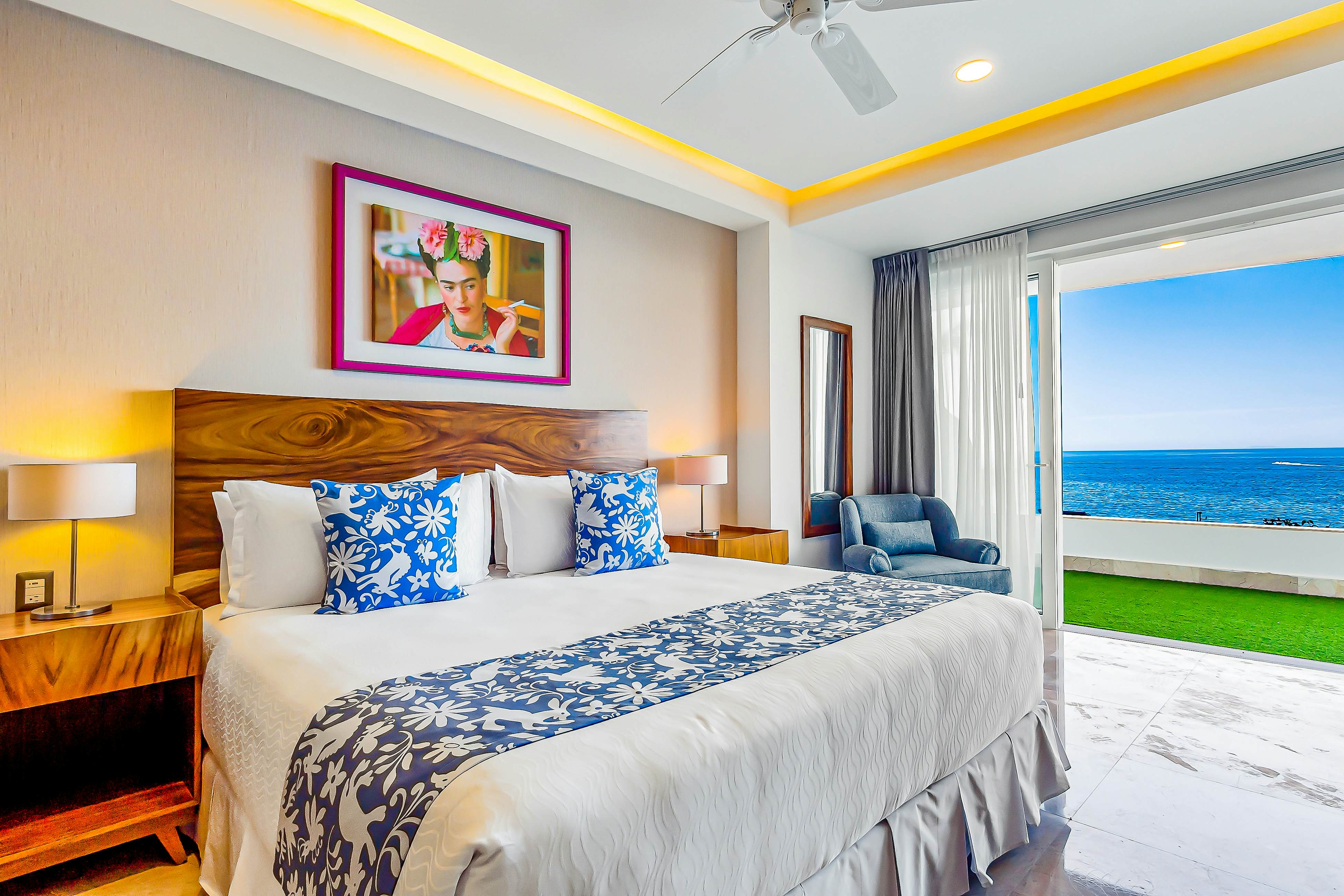 Blue Horizon 102 at Residences