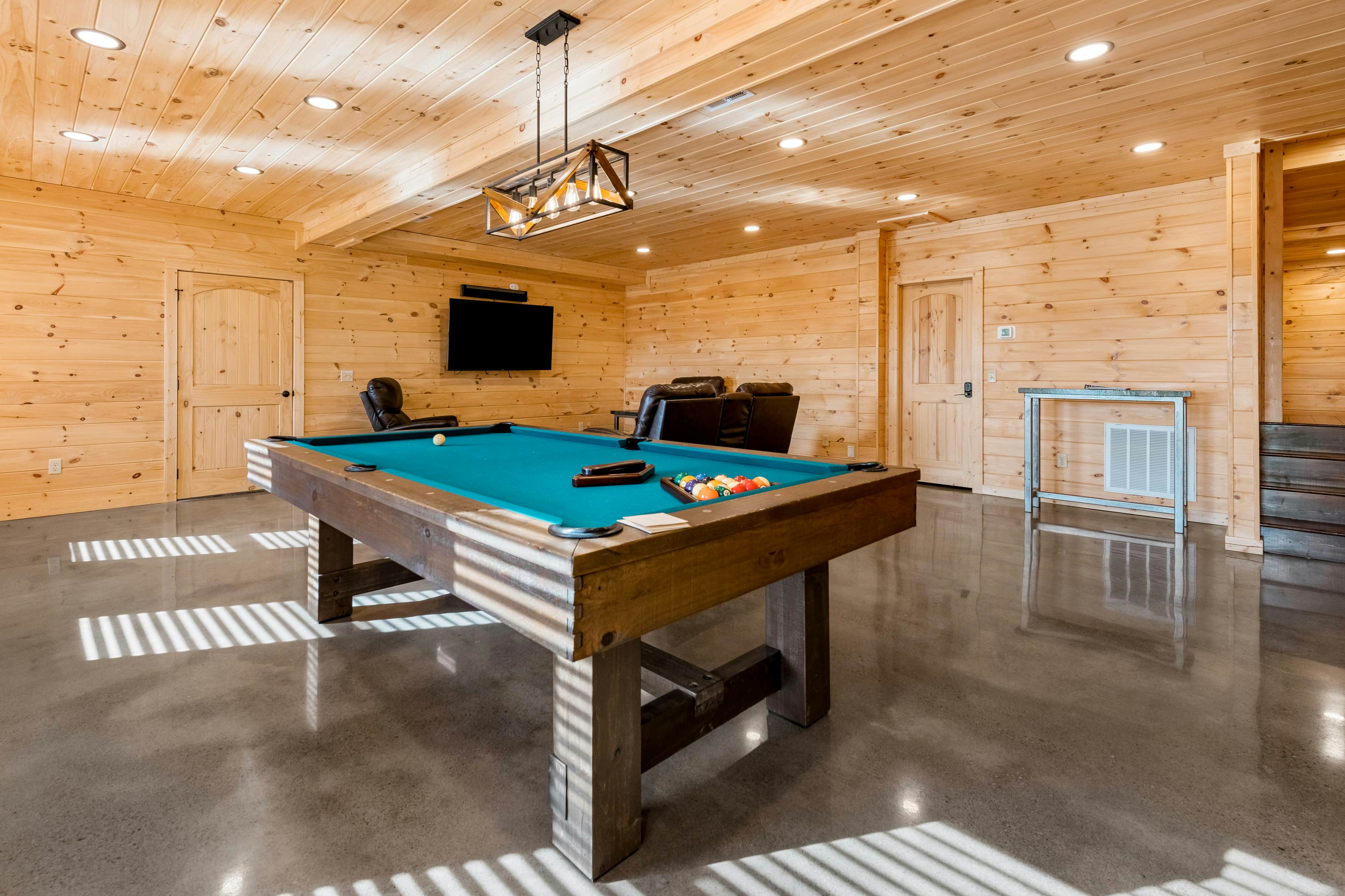 A Mountain Thing at Monteagle 6 BD Banner Elk, NC Vacation Rental