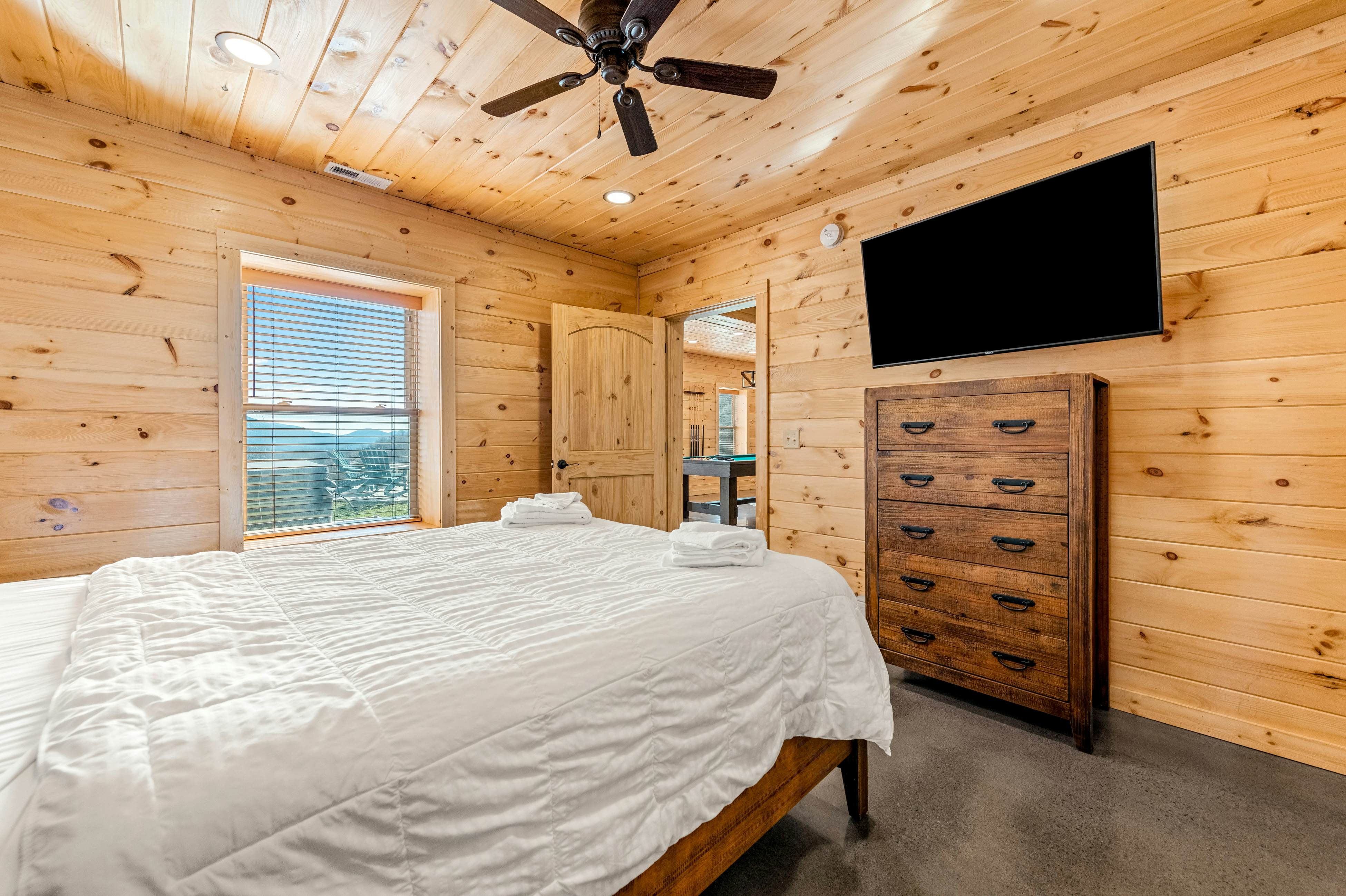 A Mountain Thing at Monteagle 6 BD Banner Elk, NC Vacation Rental