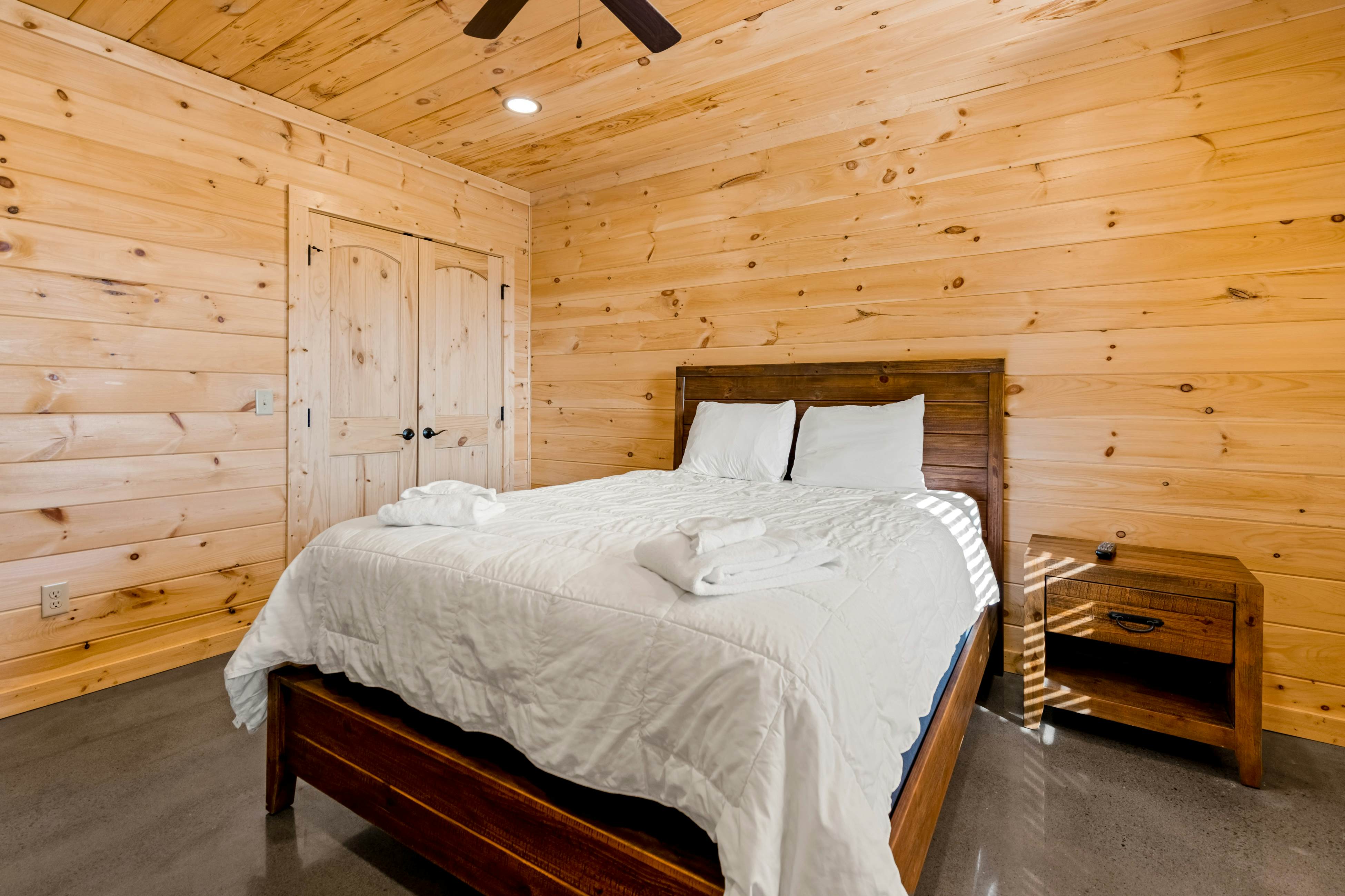 A Mountain Thing at Monteagle 6 BD Banner Elk, NC Vacation Rental