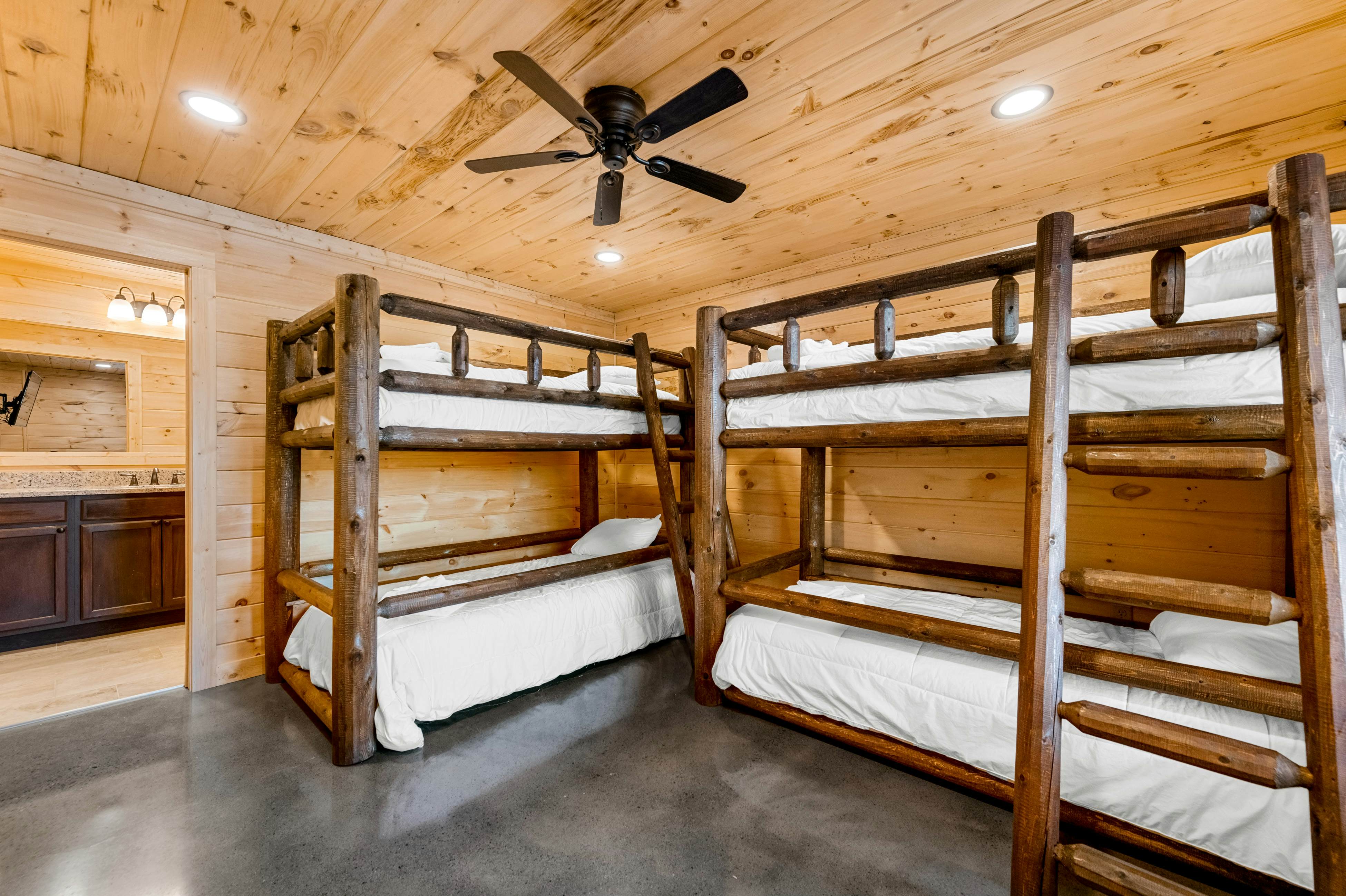 A Mountain Thing at Monteagle 6 BD Banner Elk, NC Vacation Rental