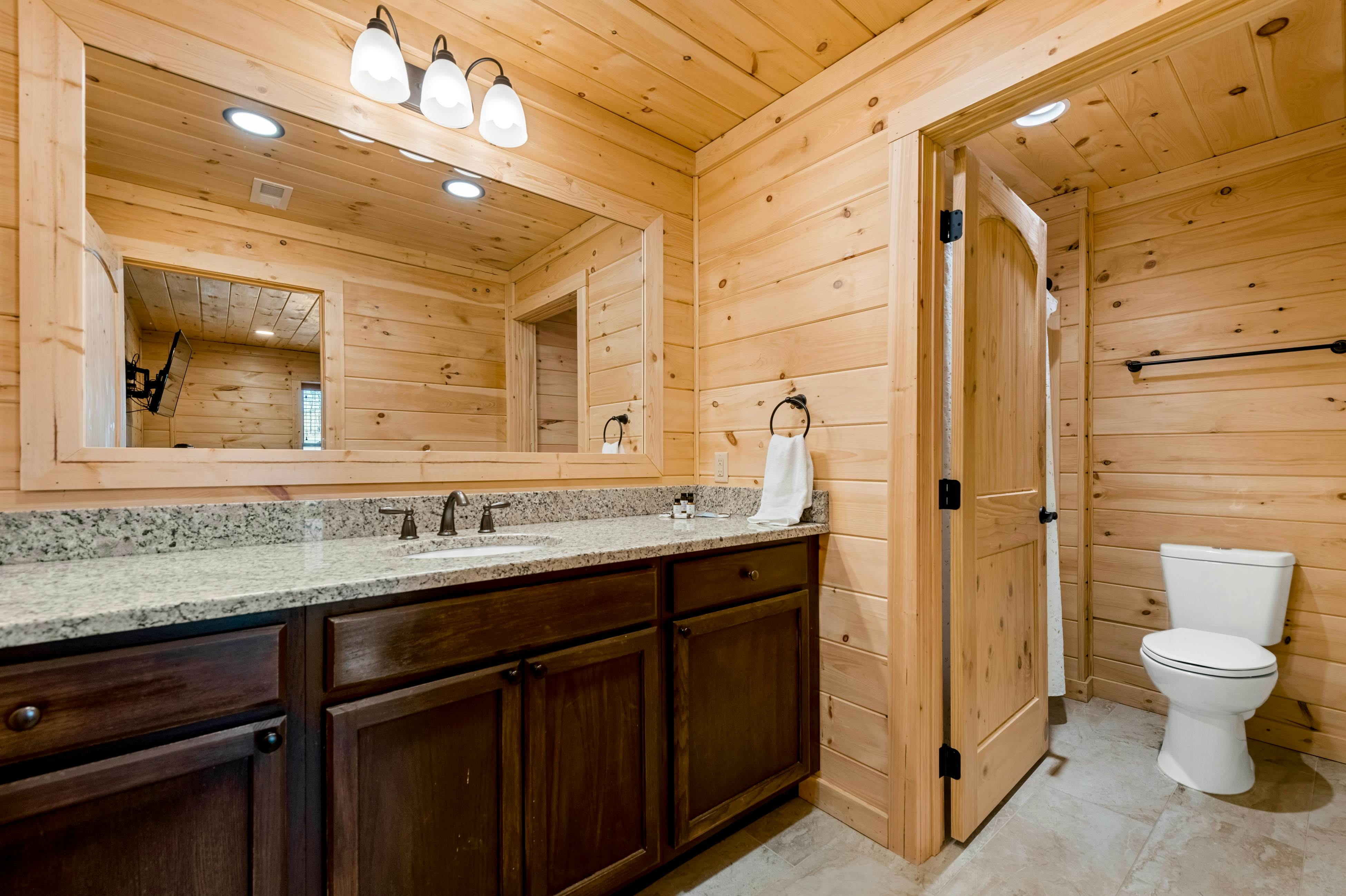 A Mountain Thing at Monteagle 6 BD Banner Elk, NC Vacation Rental