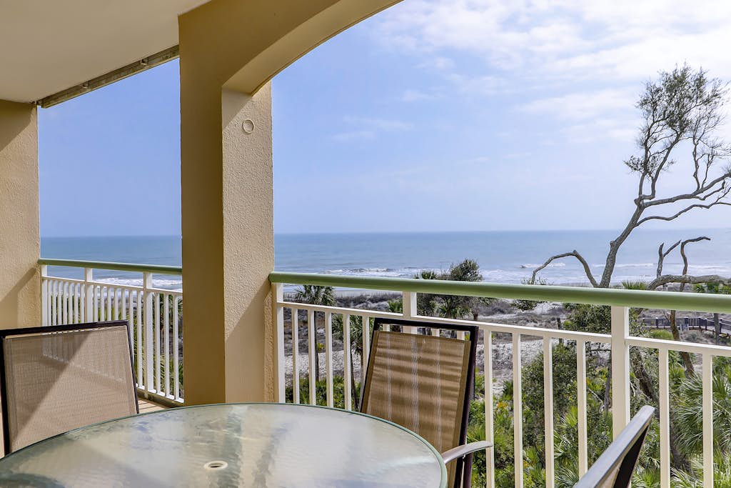 Sunlit Oceanfront Condo with Two Balconies, Wet Bar, Beach Views & WiFi — Hilton Head, SC — vacation rental