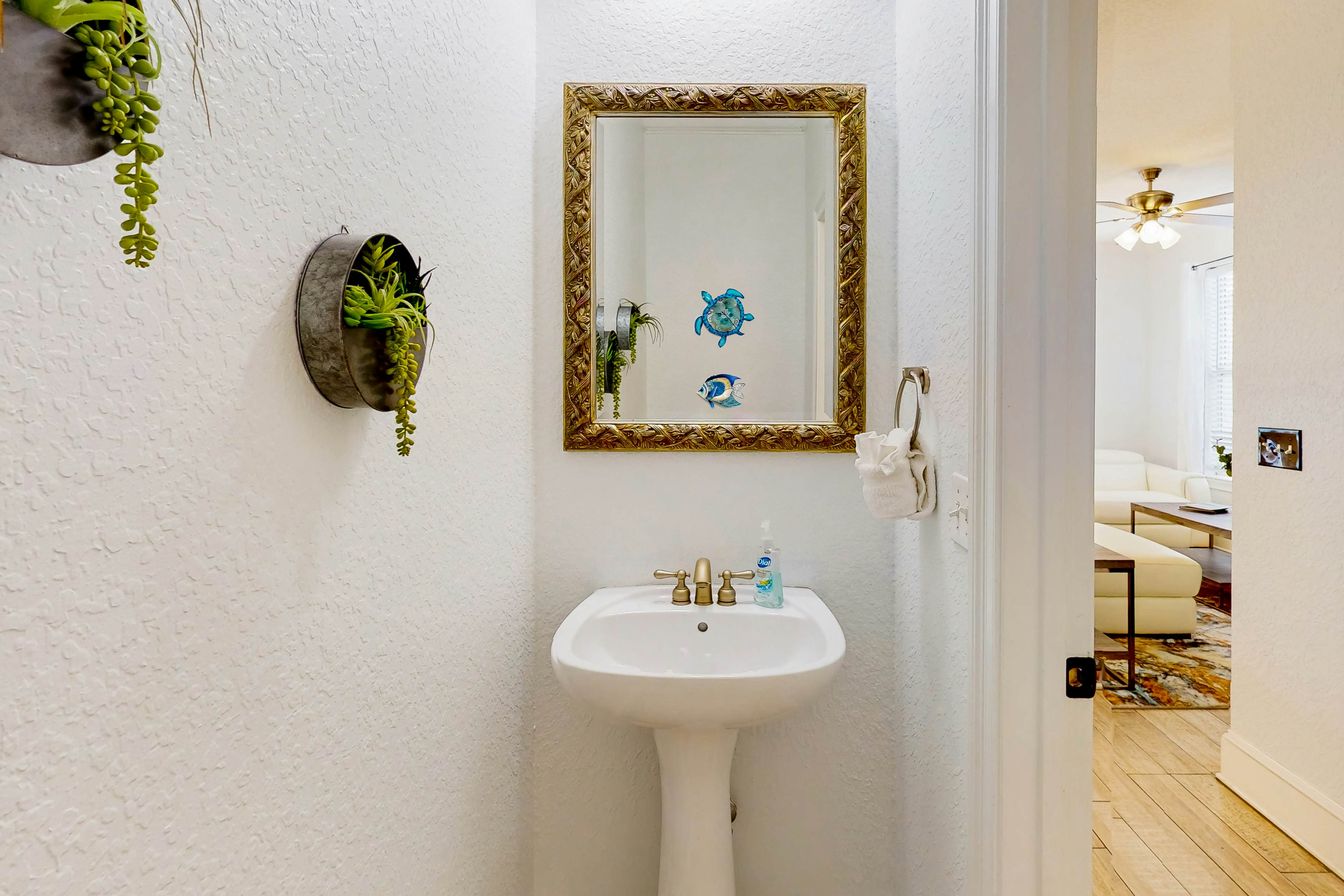 Villages of Crystal Beach - Cassie's Beach Cottage