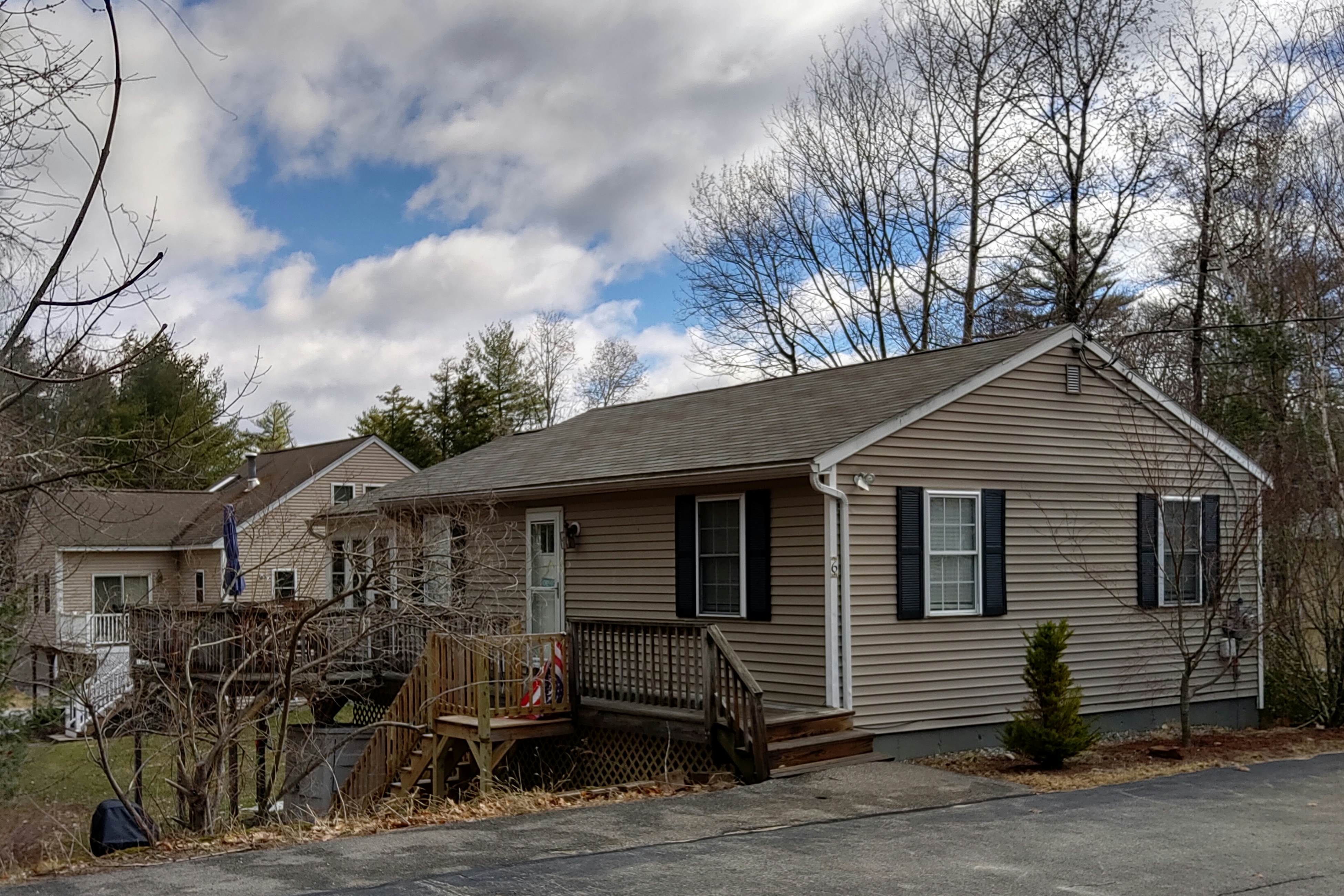 Patrician Shores Beach Abode 3 BD Meredith, NH Vacation Rental Vacasa