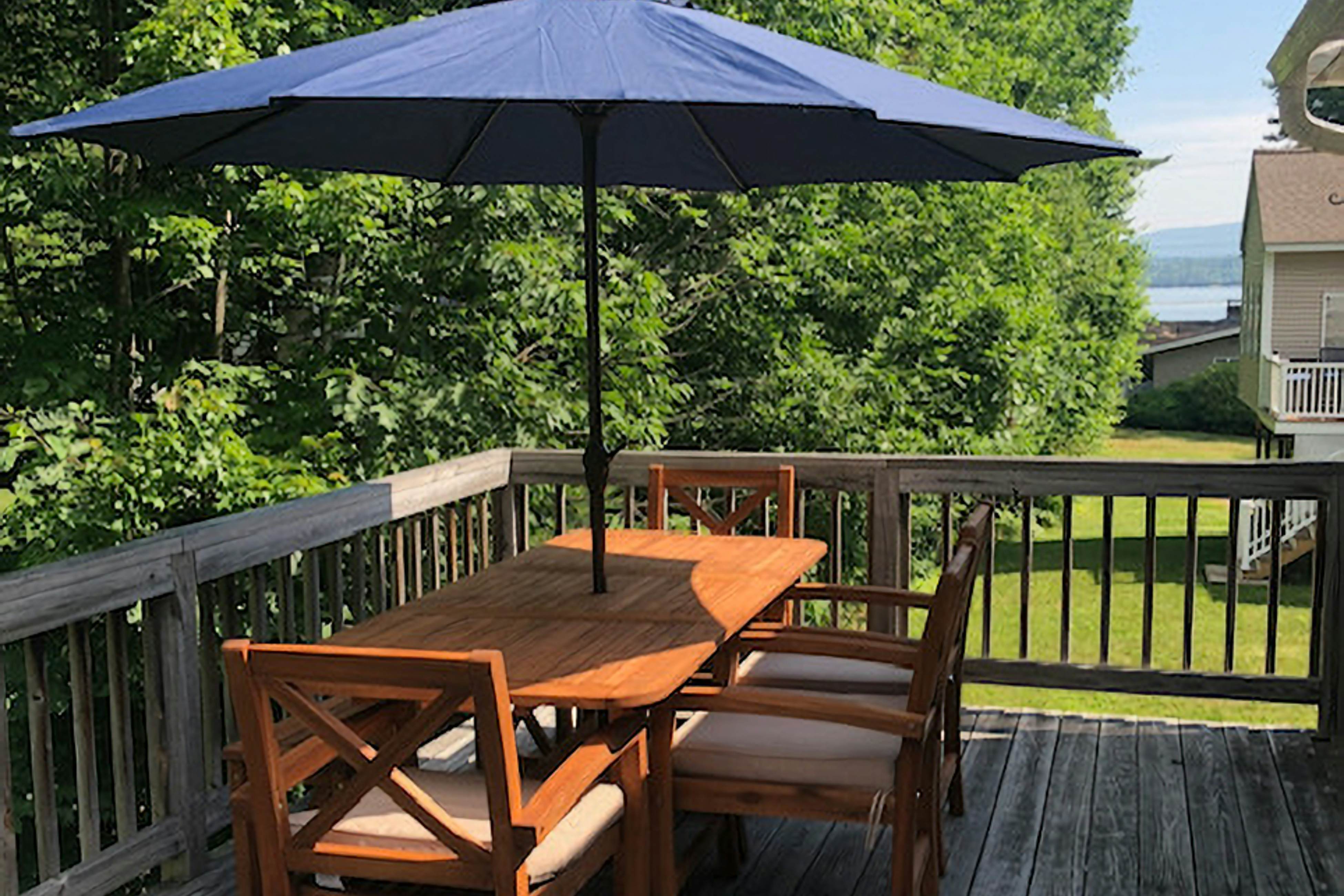 Patrician Shores Beach Abode 3 BD Meredith, NH Vacation Rental Vacasa