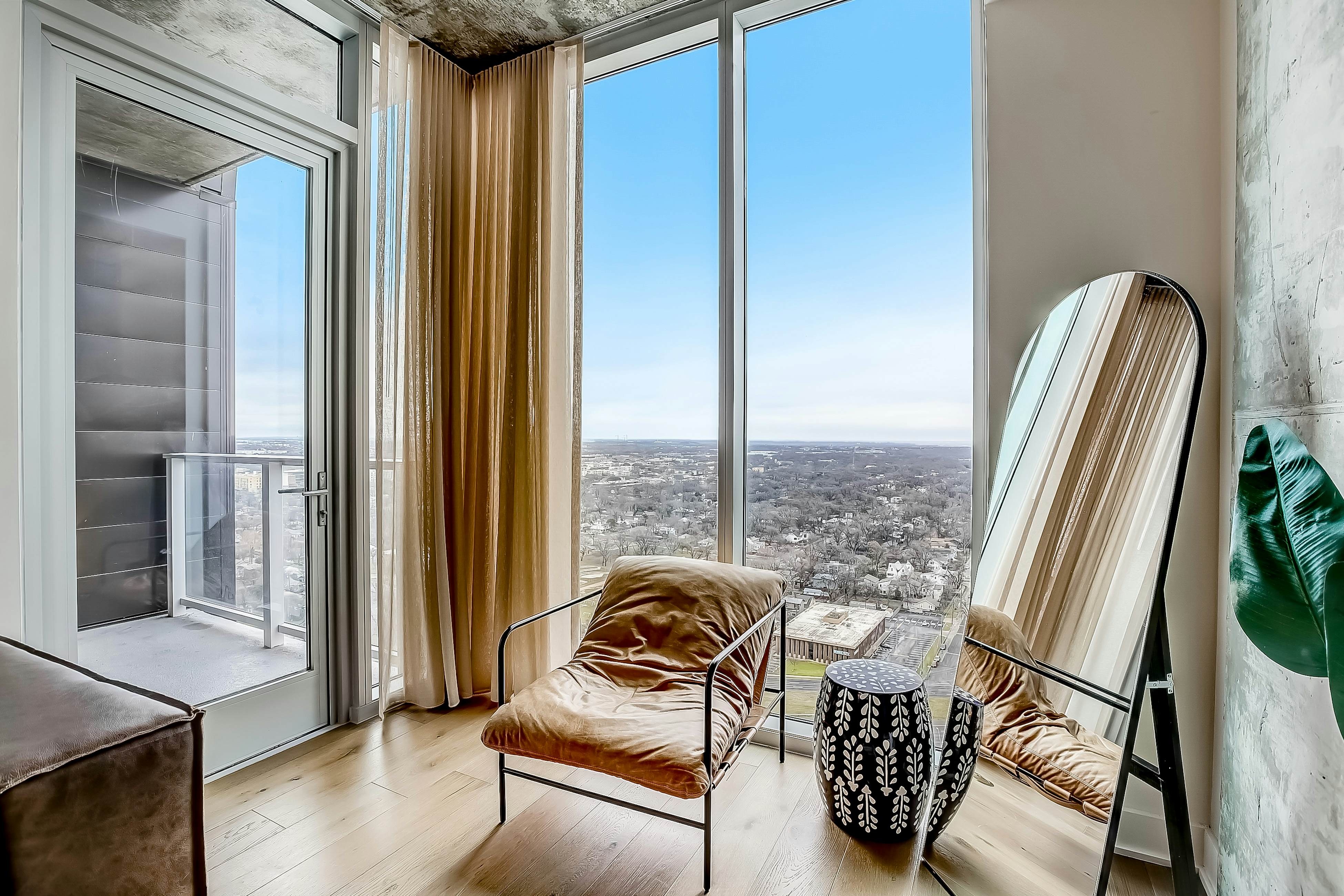 Natiivo Condos, Vacation Rentals Austin, TX Vacasa