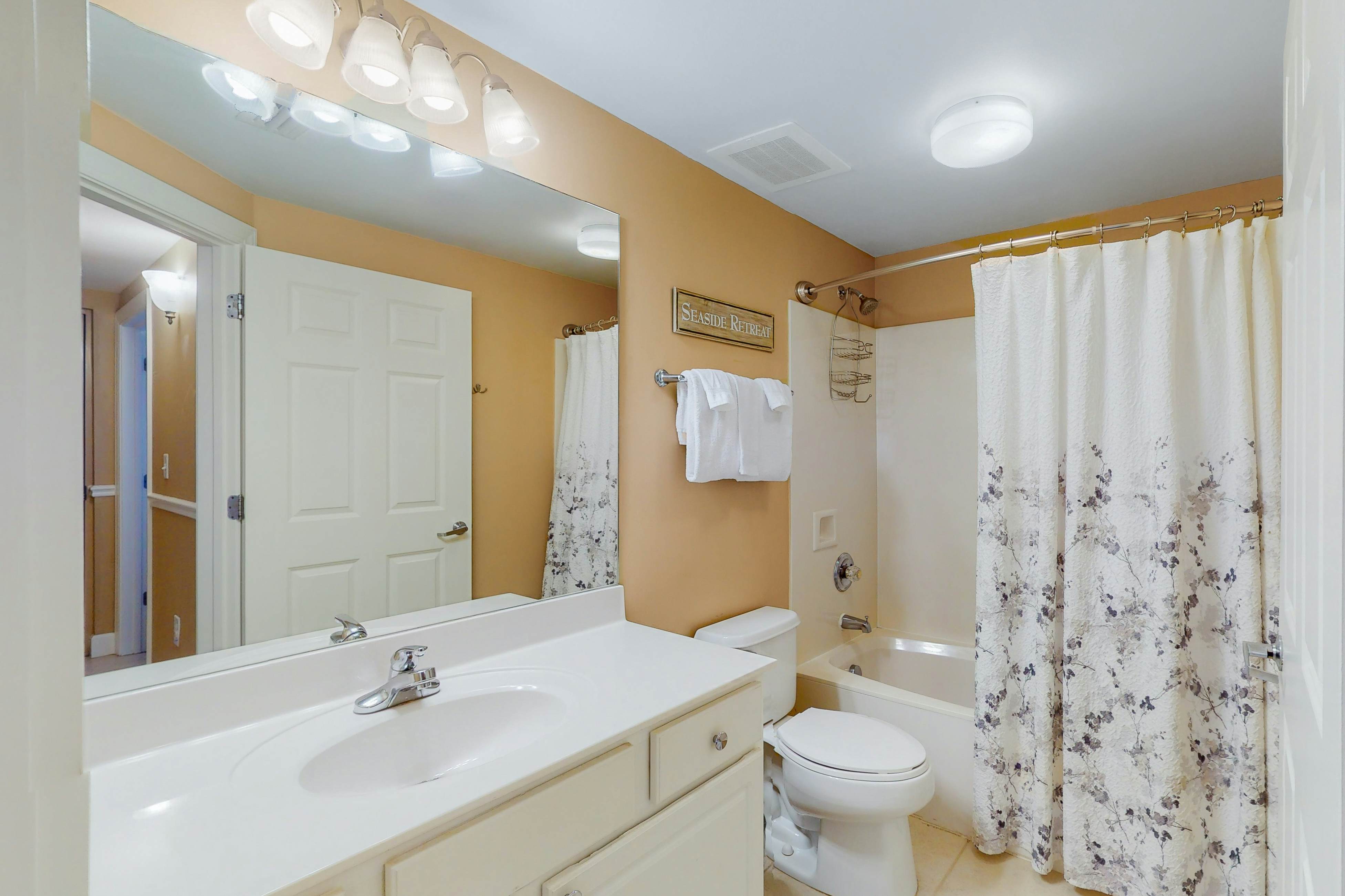 Sunrise Beach 1103 - Beachfront Condo