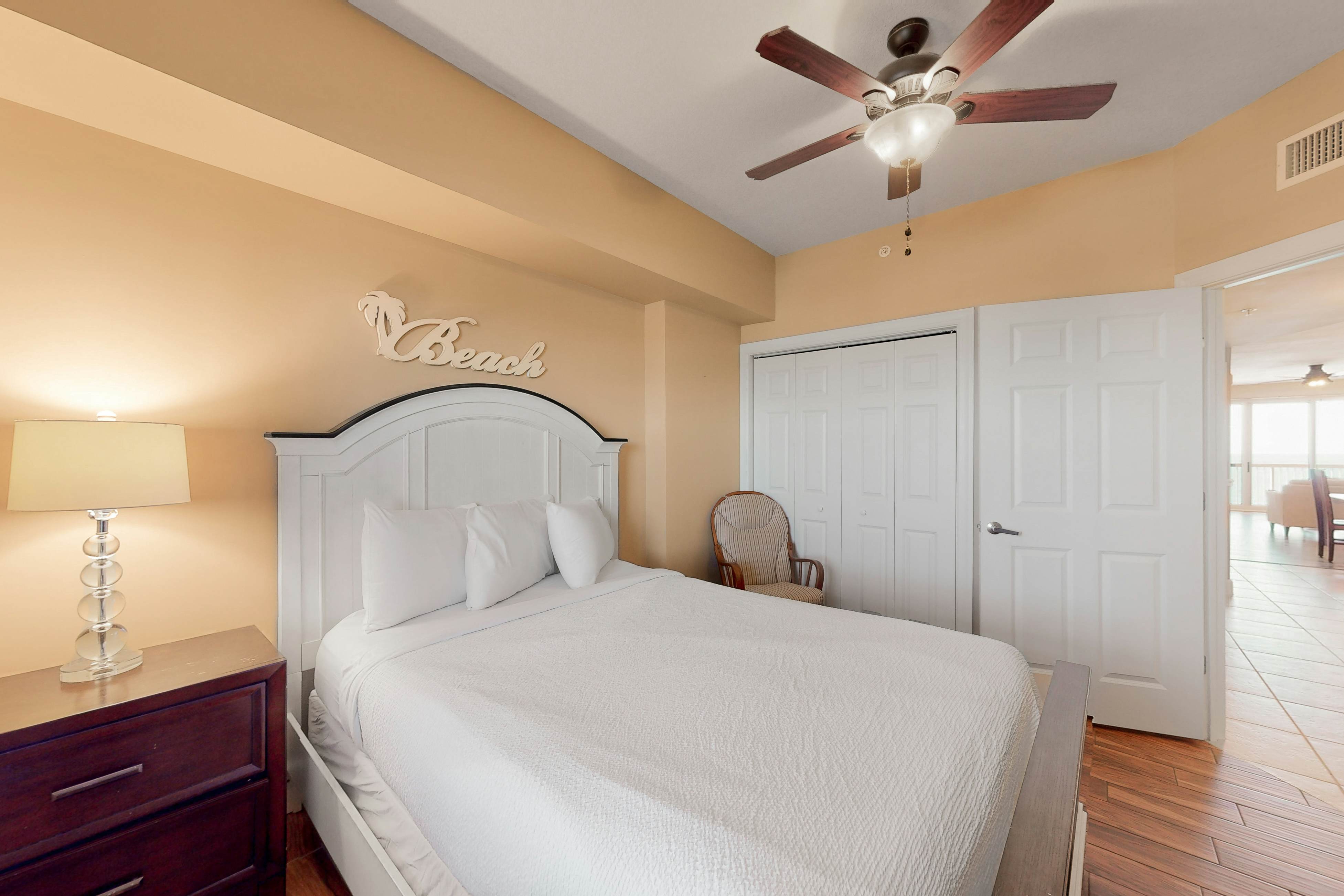 Sunrise Beach 1103 - Beachfront Condo