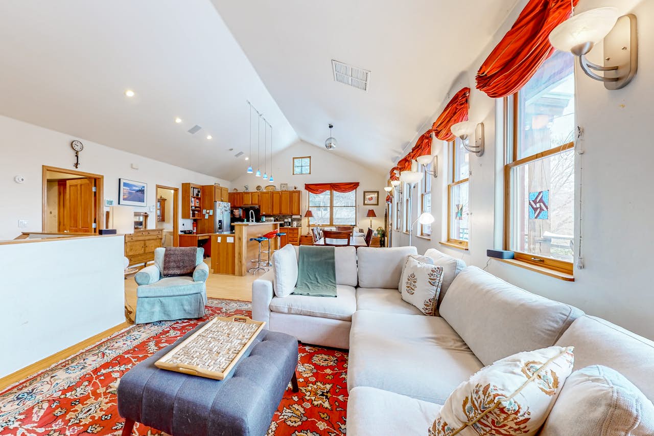 Sopris Drive Retreat 3 BD Basalt, CO Vacation Rental Vacasa