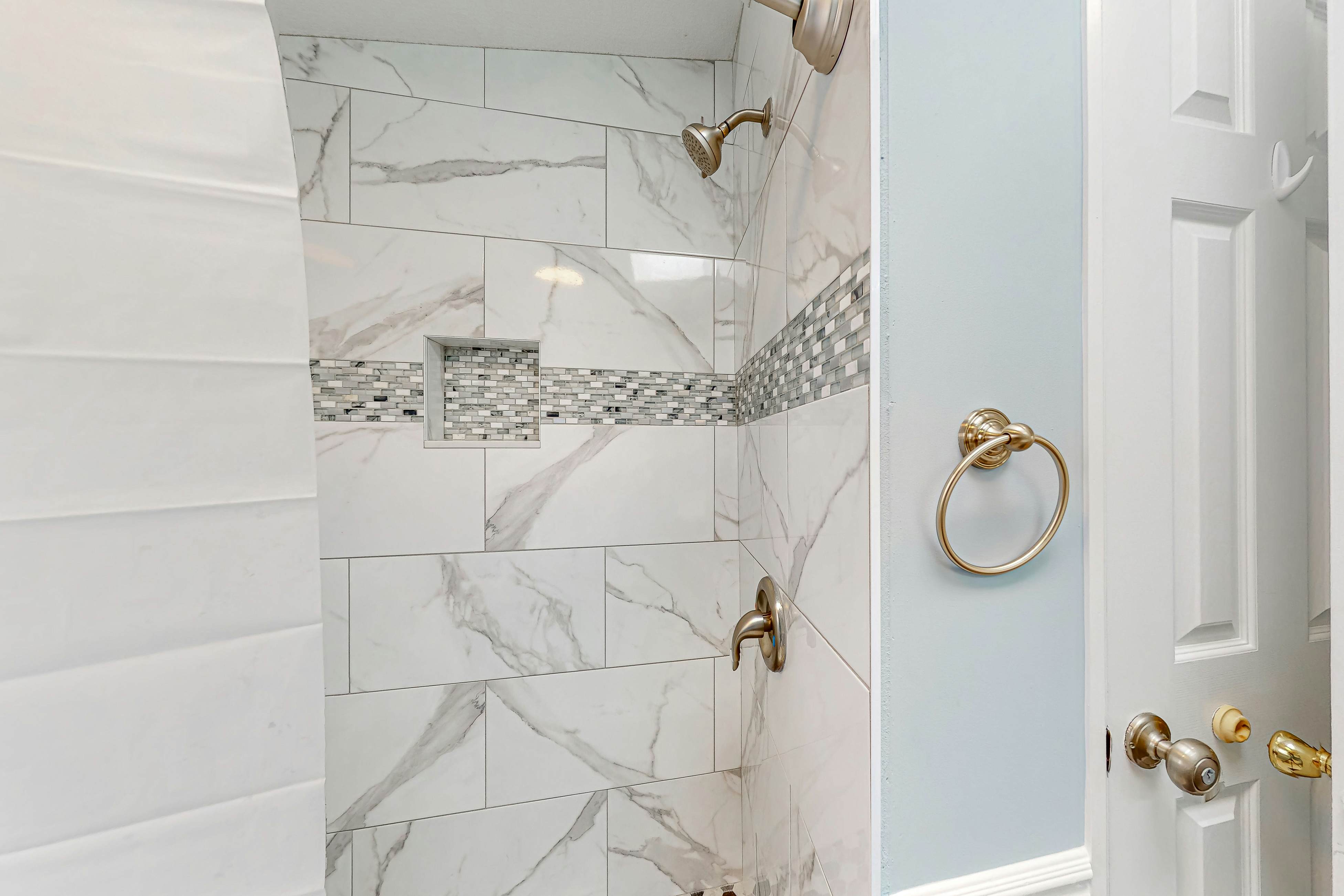 Assateague Pointe - 12401 Windlass Way