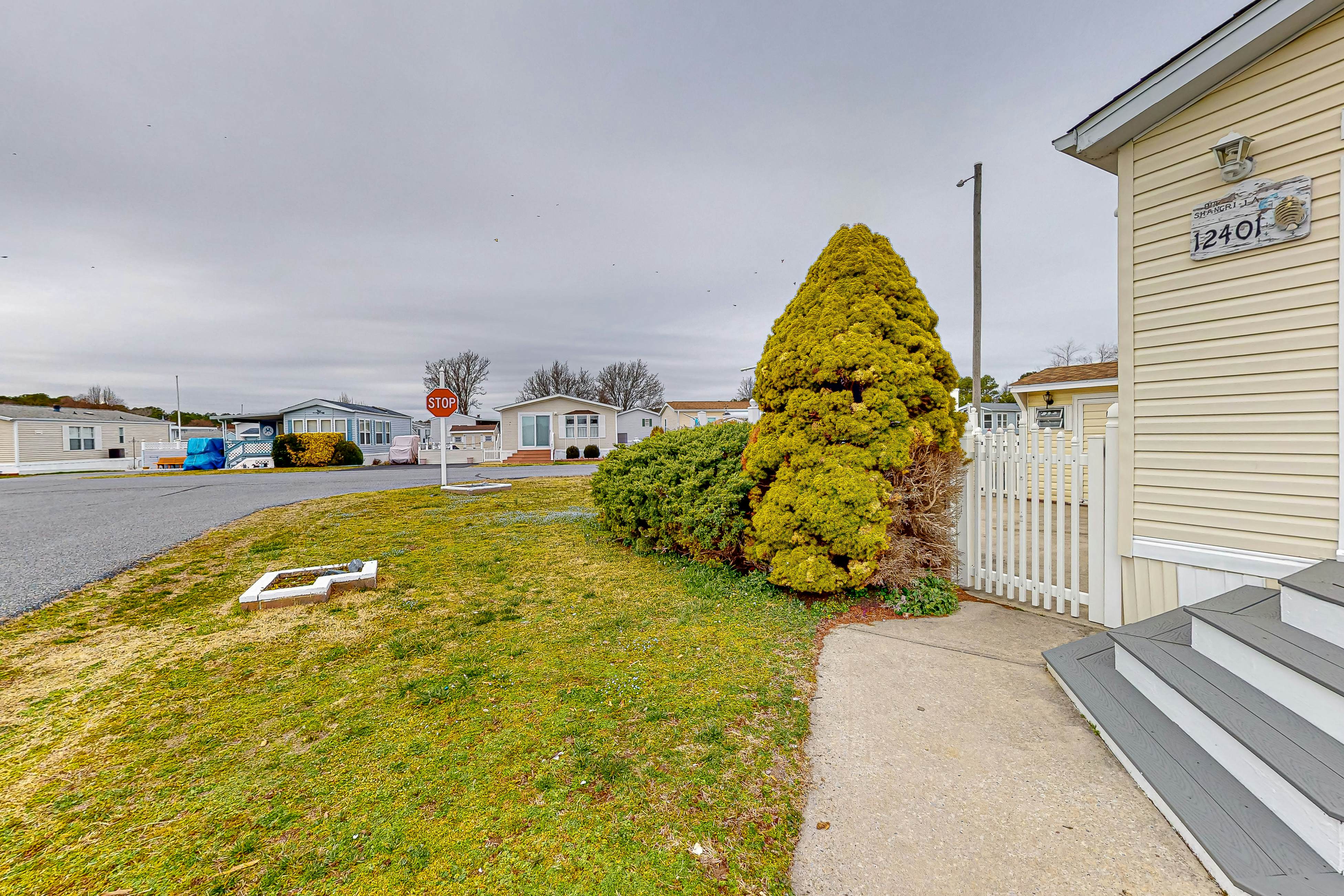 Assateague Pointe - 12401 Windlass Way