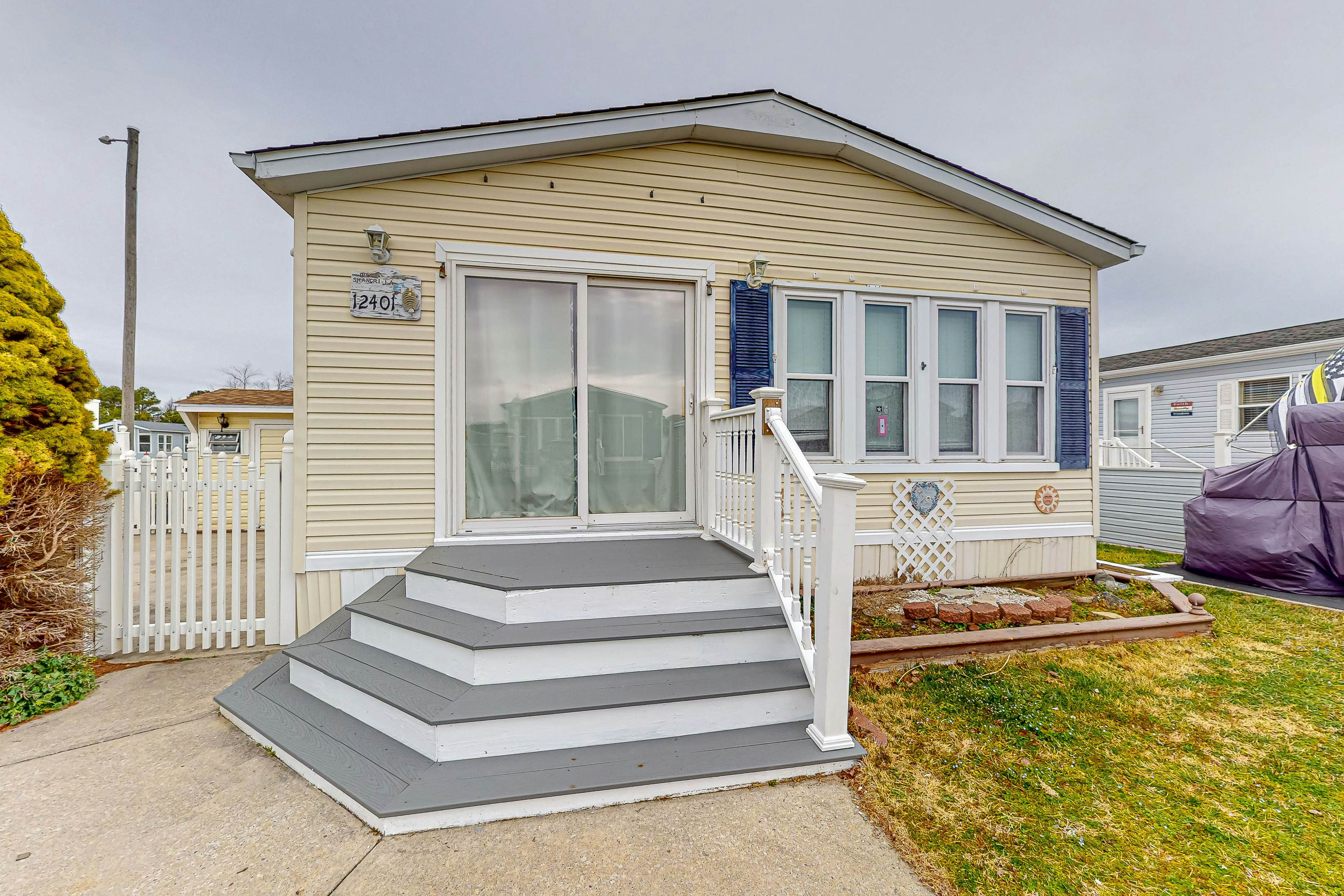 Assateague Pointe - 12401 Windlass Way