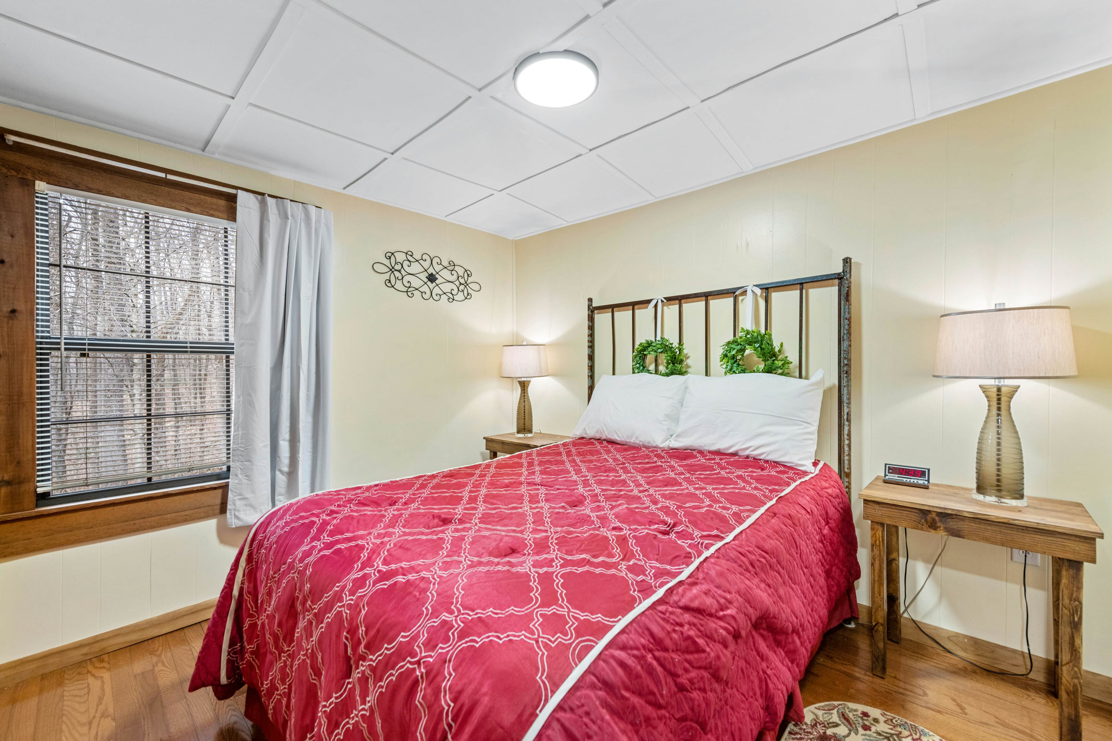 Hidden Creek Cabin 2 BD Franklin, NC Vacation Rental Vacasa