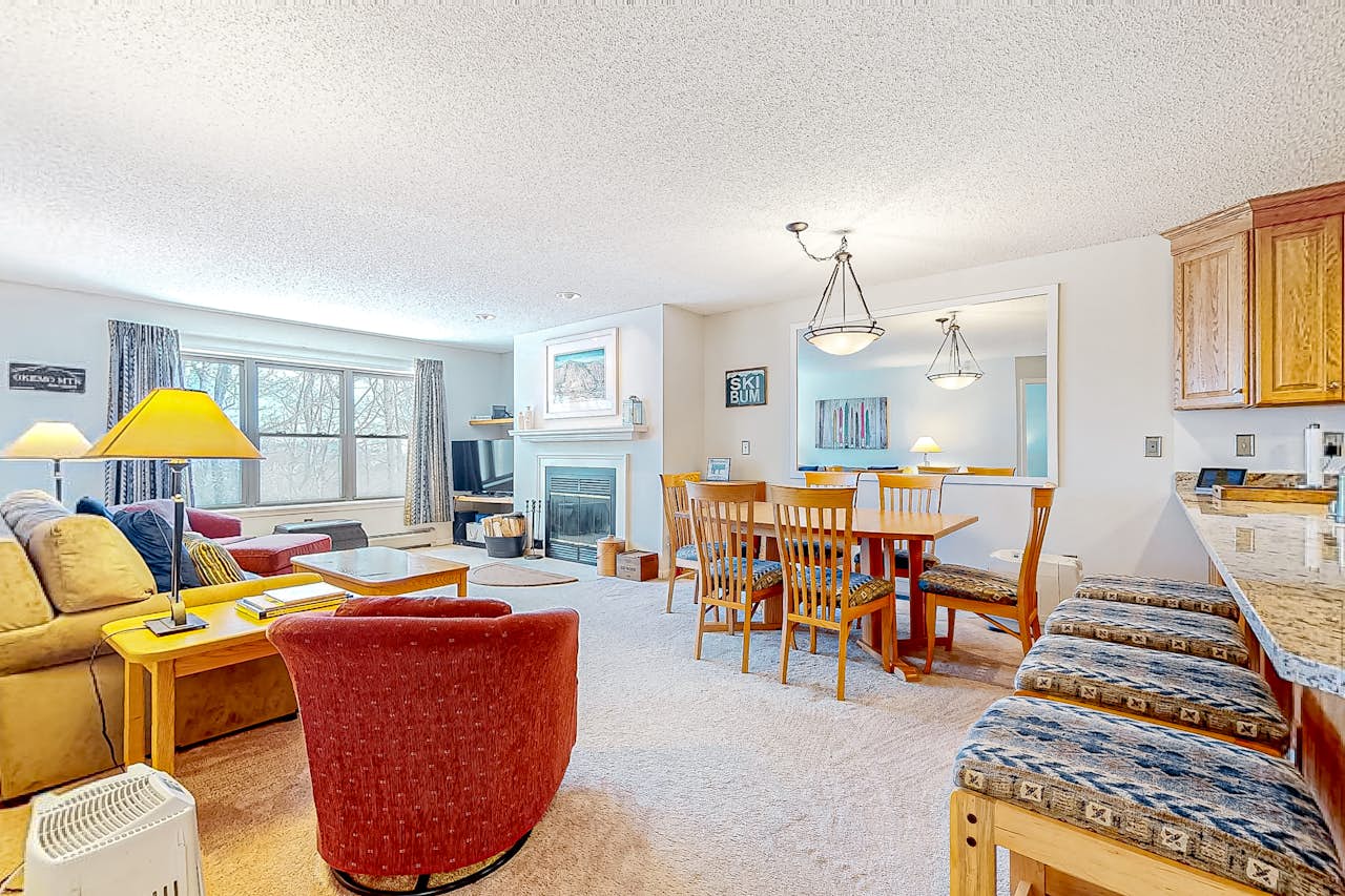 Ski Chalet Winterplace O204 3 BD Ludlow, VT Vacation Rental Vacasa