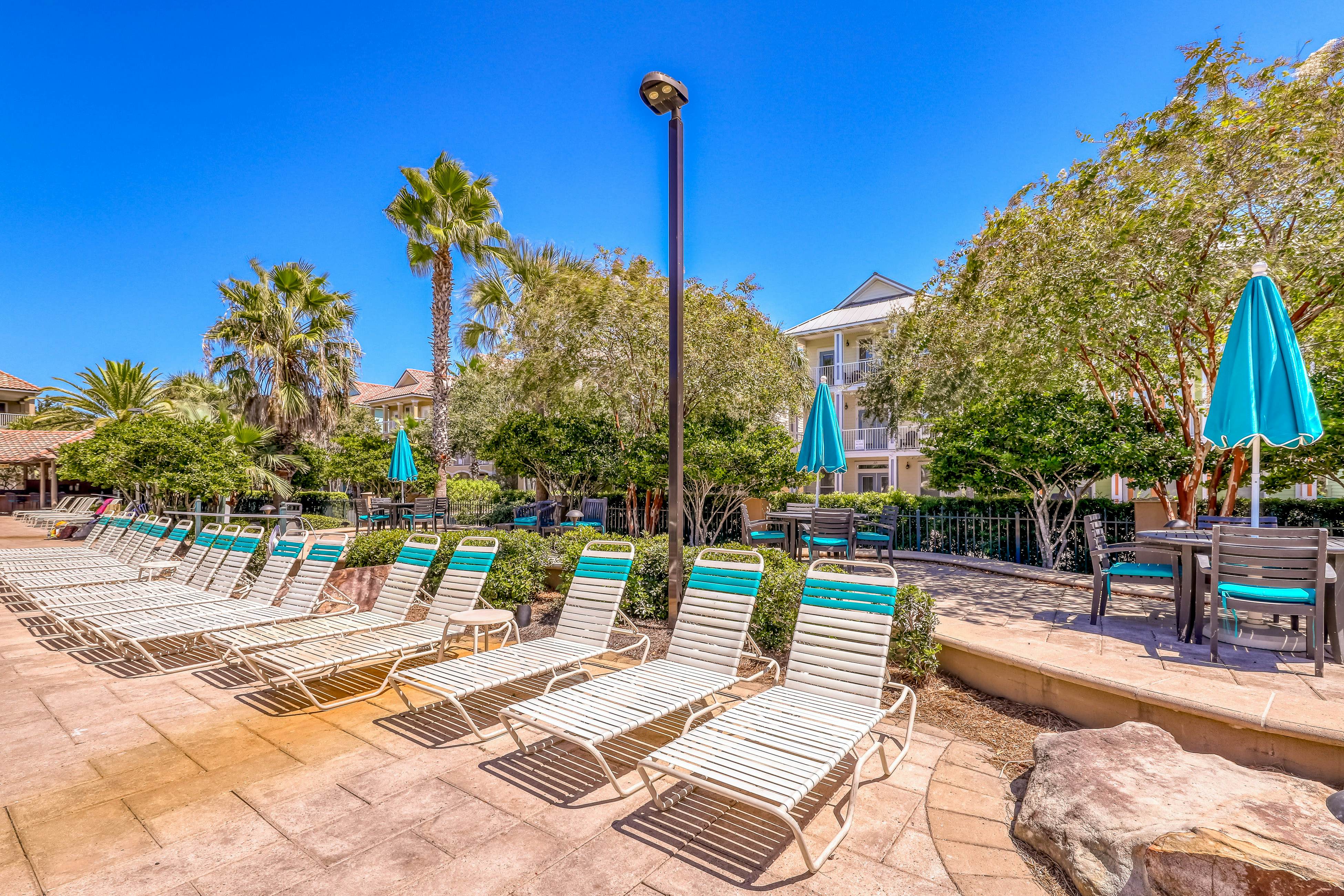 Villages of Crystal Beach - Cassie's Beach Cottage