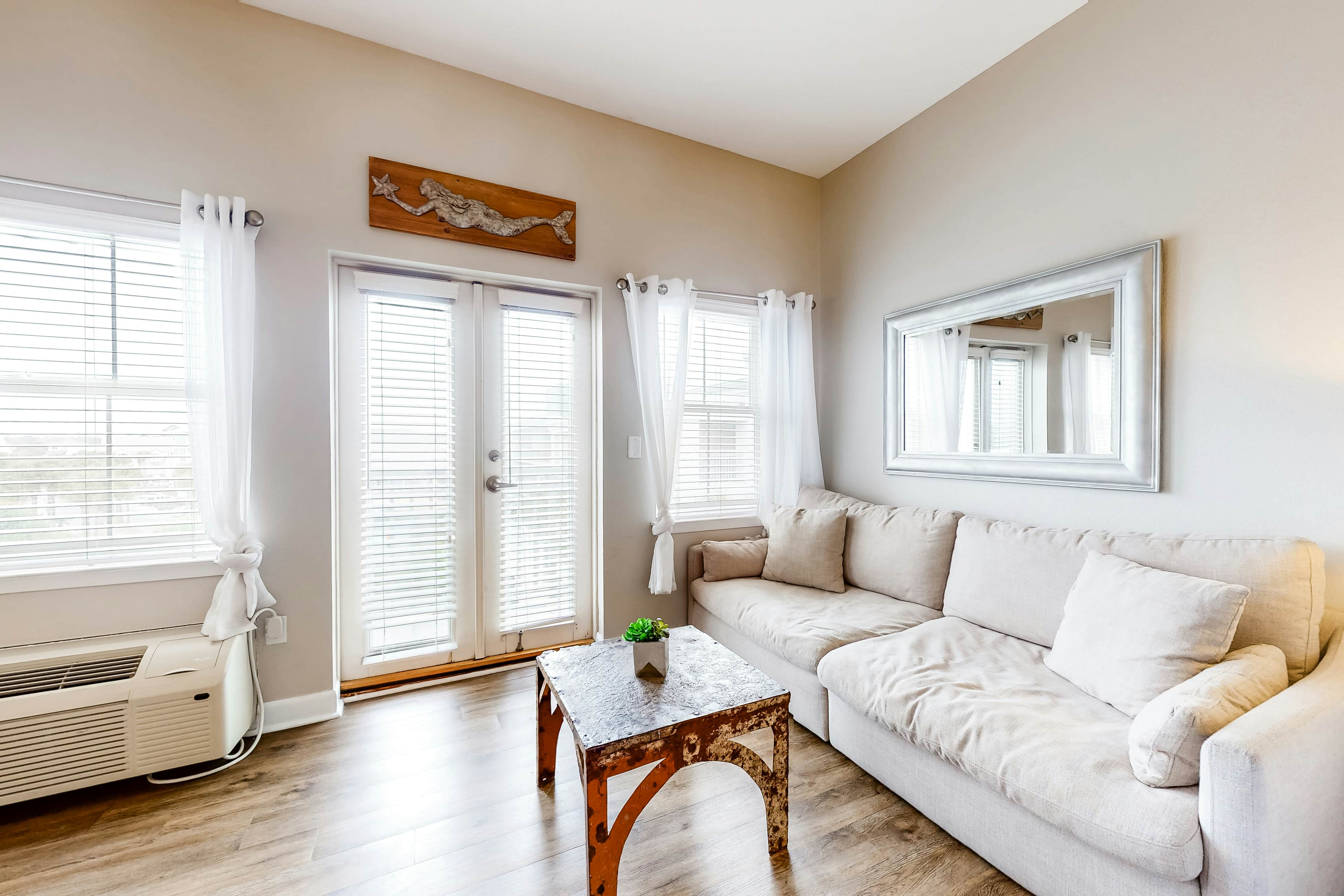 Inn at Gulf Place 417