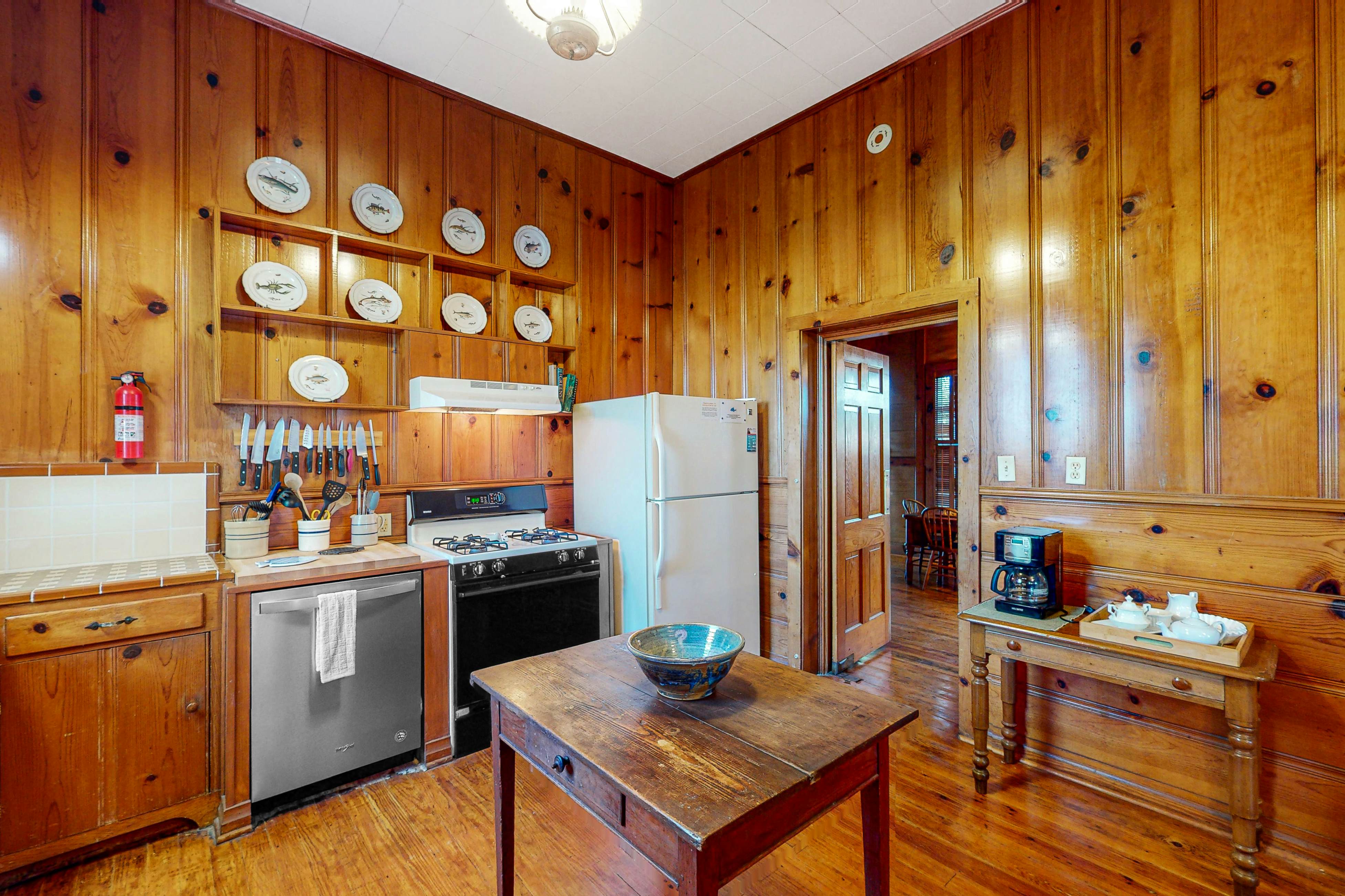 The Mathis House 4 BD Rockport, TX Vacation Rental Vacasa