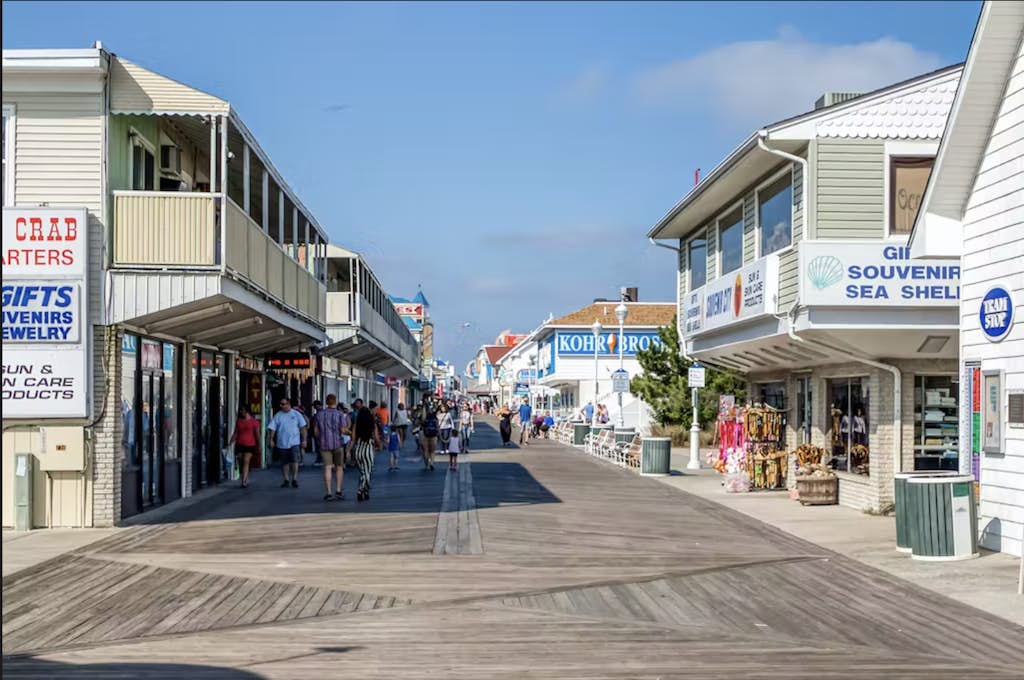 Bradley on the Bay 336H 1 BD Ocean City, MD Vacation Rental Vacasa