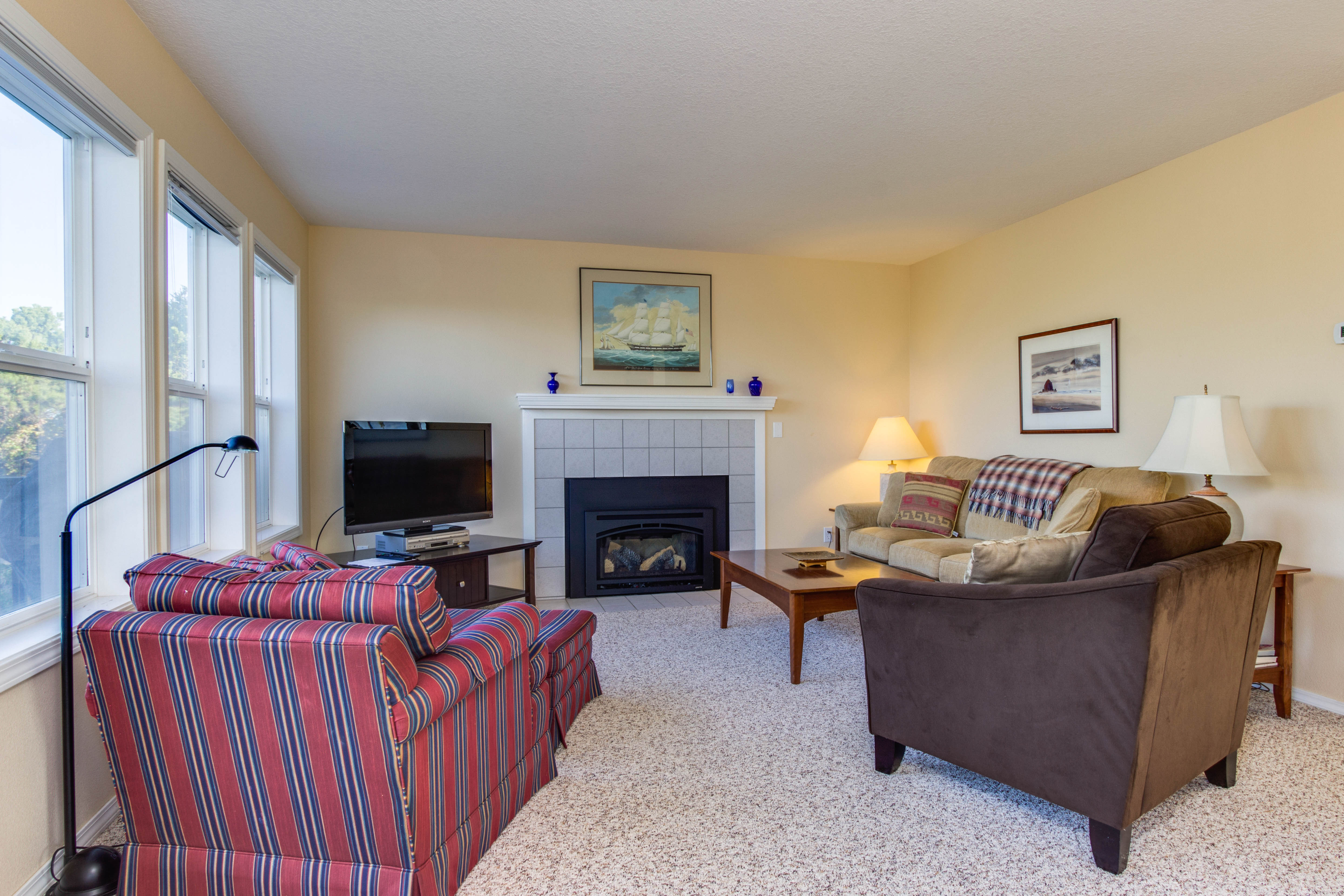 Oceanview Escape 4 BD Depoe Bay, OR Vacation Rental Vacasa