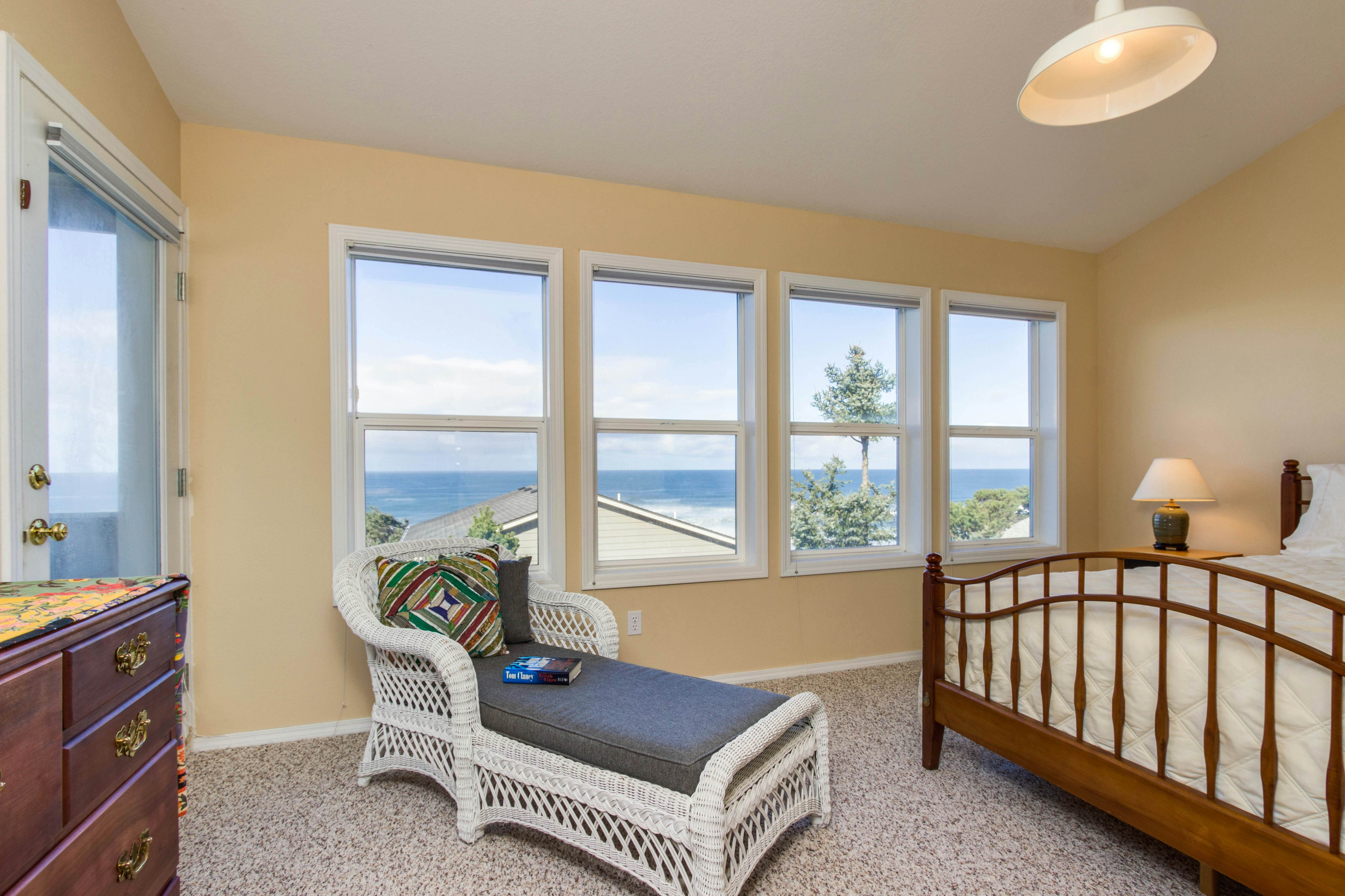 Oceanview Escape 4 BD Depoe Bay, OR Vacation Rental Vacasa