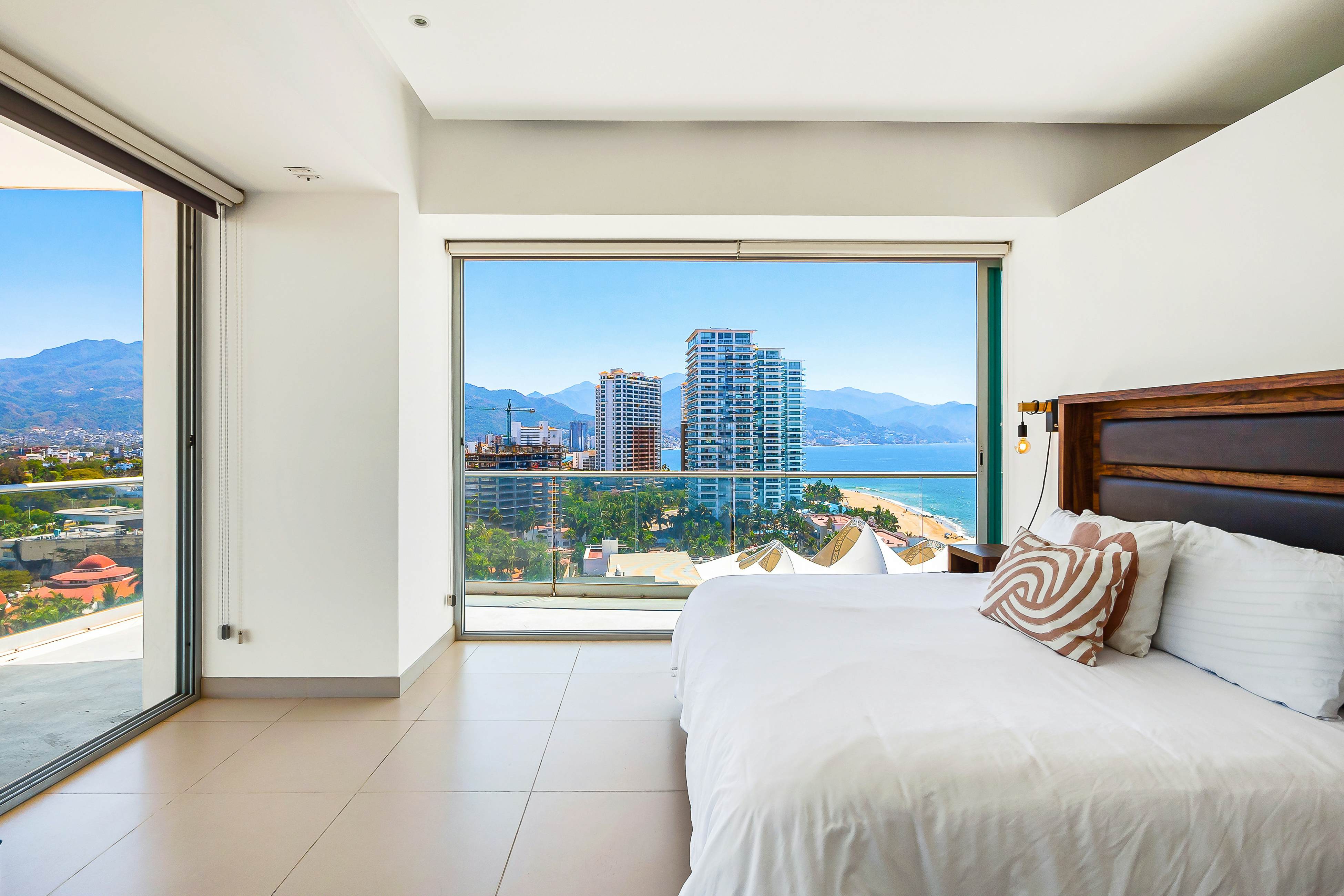 Seize The Sun, 1-1505