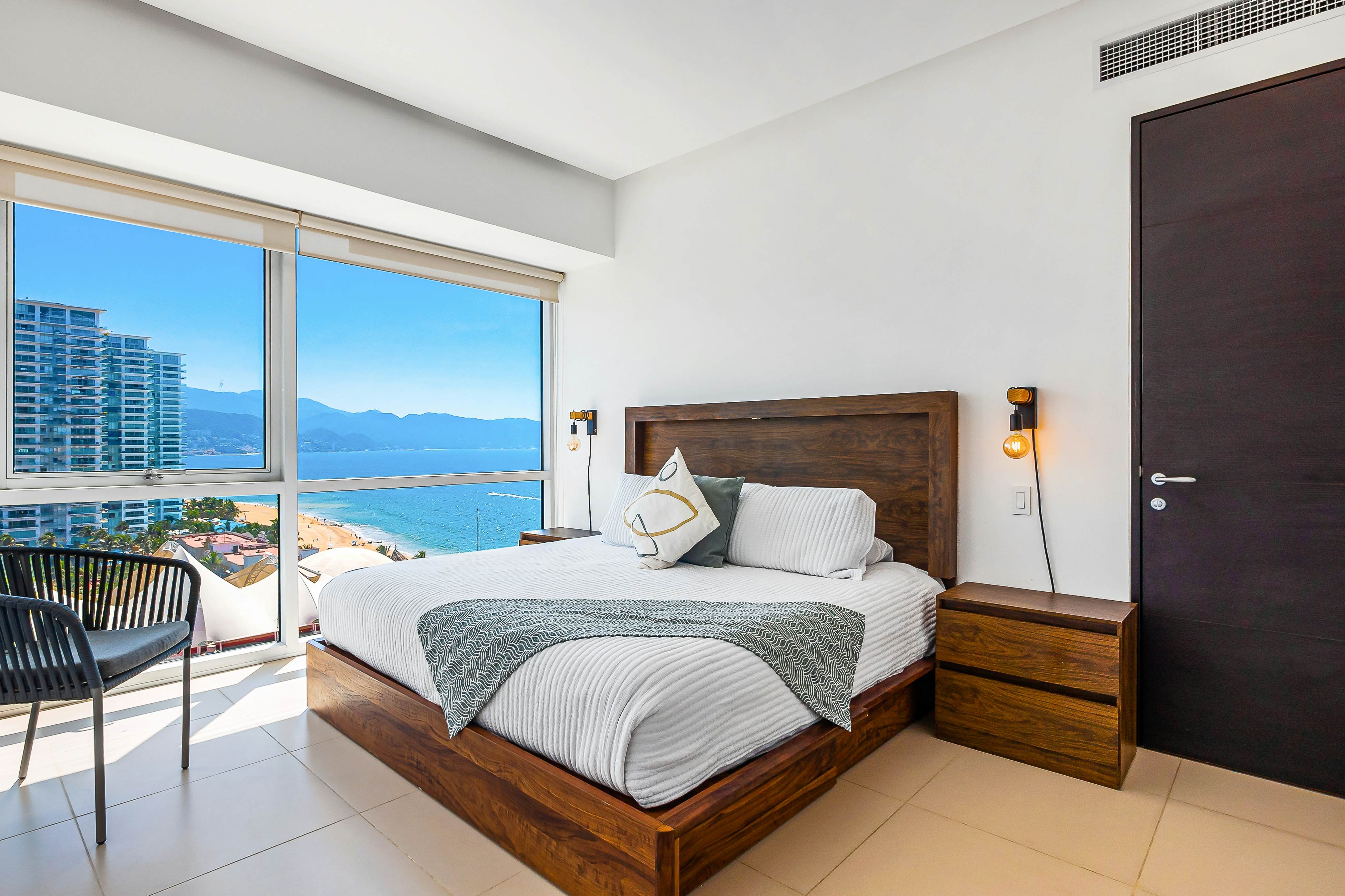 Seize The Sun, 1-1505