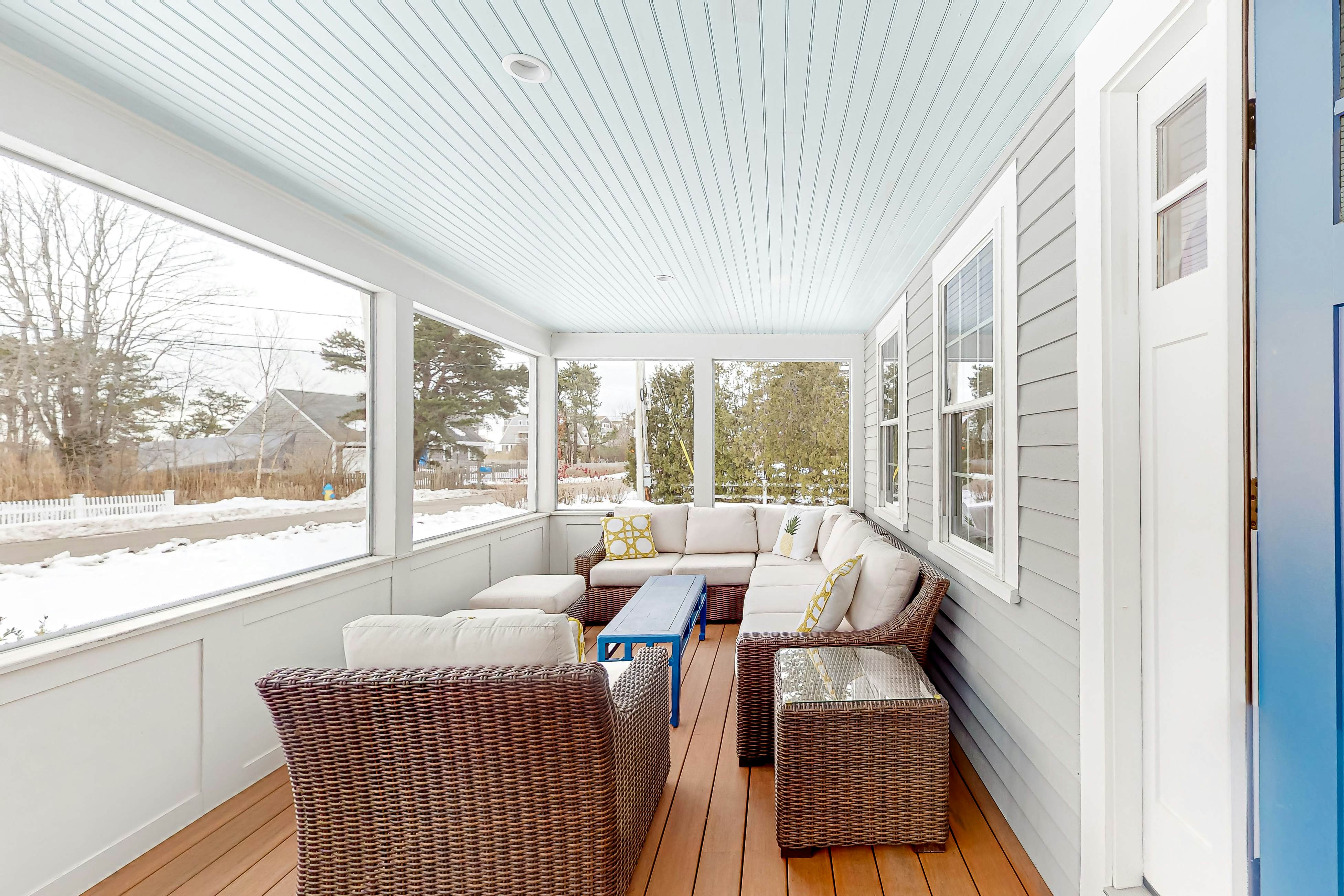 Kennebunk Beach House 4 BD Kennebunk, ME Vacation Rental Vacasa