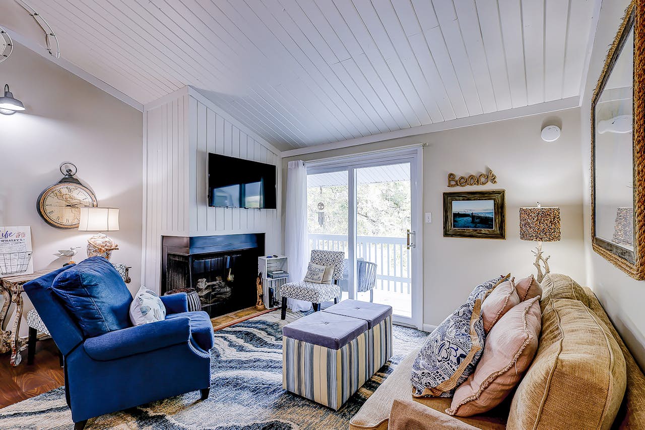 Driftwood Villa 269 1 BD Edisto Beach, SC Vacation Rental Vacasa