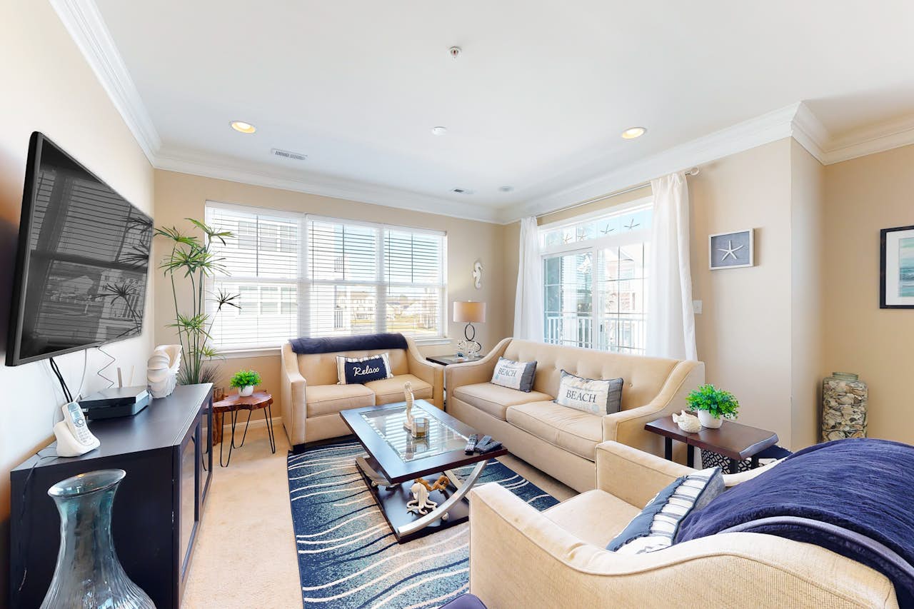 Grande at Canal Pointe 37696 Ulster Dr, Unit 12 3 BD Rehoboth