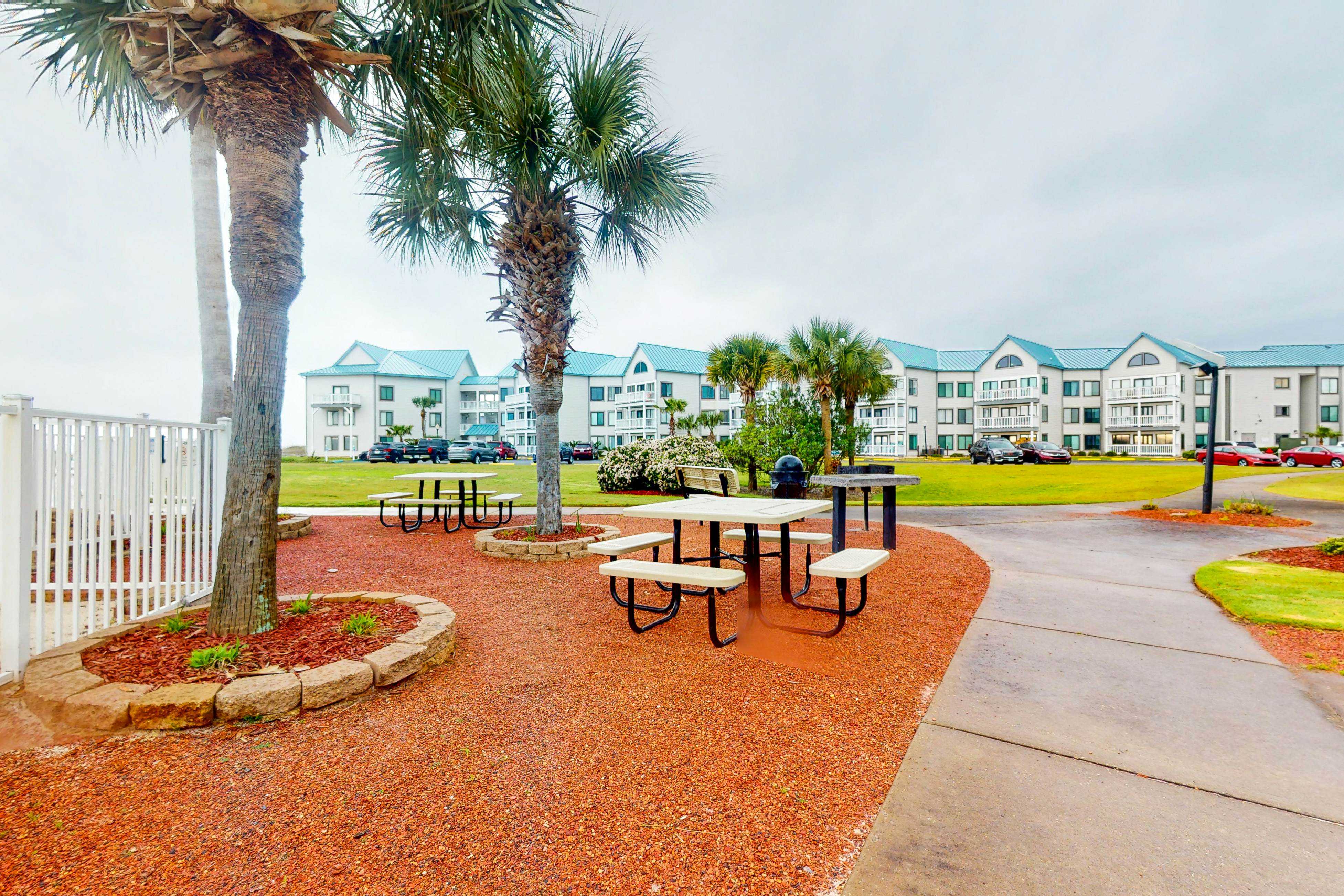 Plantation Palms 6307 1 BD Fort AL Vacation Rental Vacasa