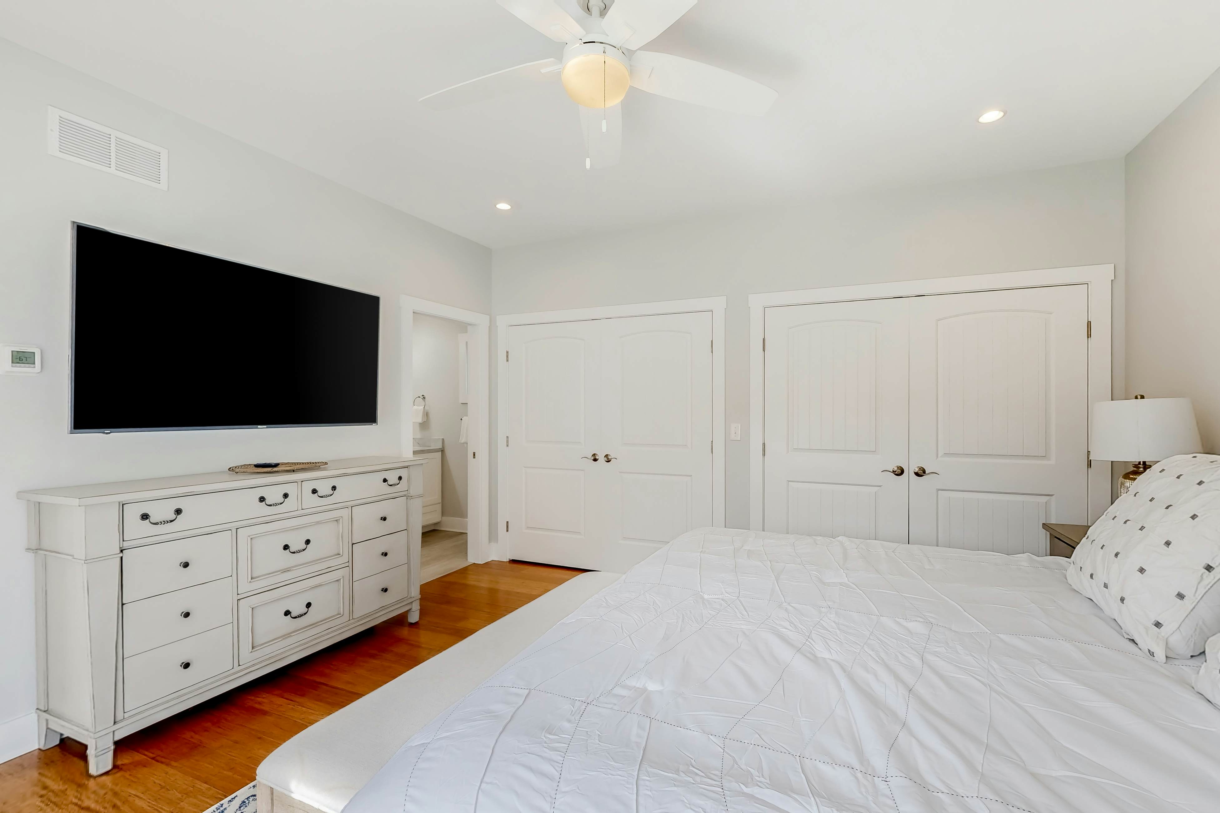 Rehoboth Royal - 20591 Fisher St