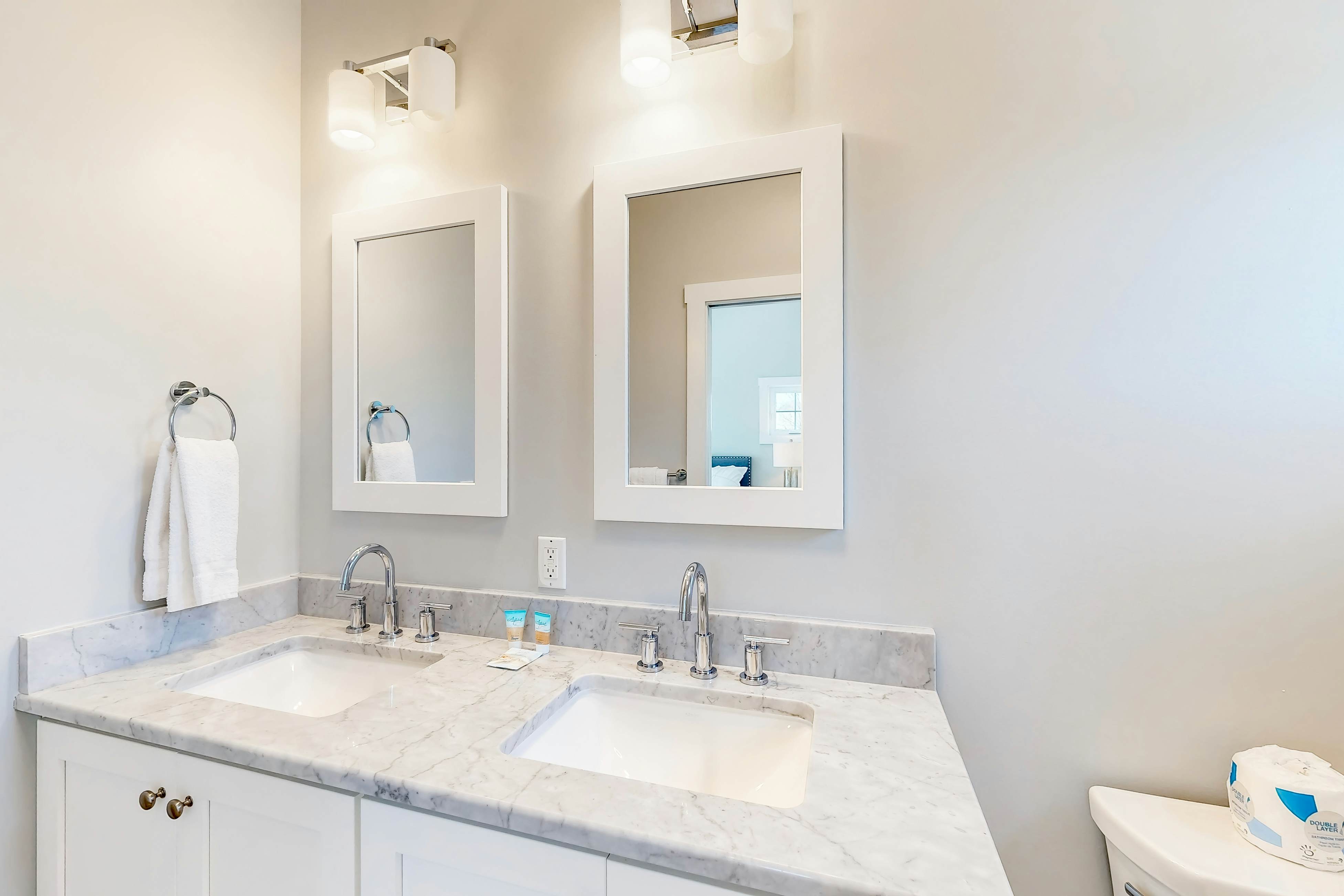 Rehoboth Royal - 20591 Fisher St