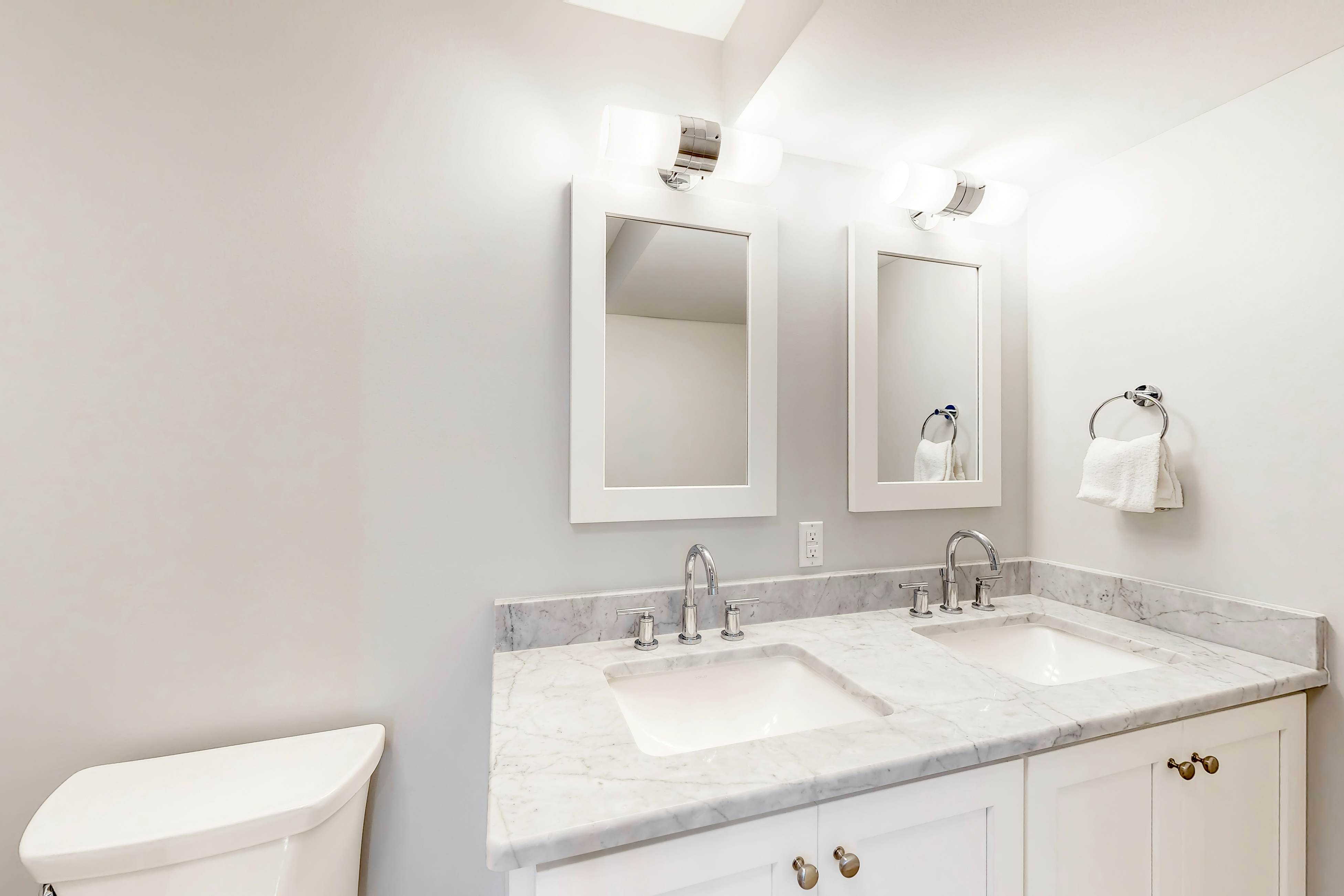 Rehoboth Royal - 20591 Fisher St