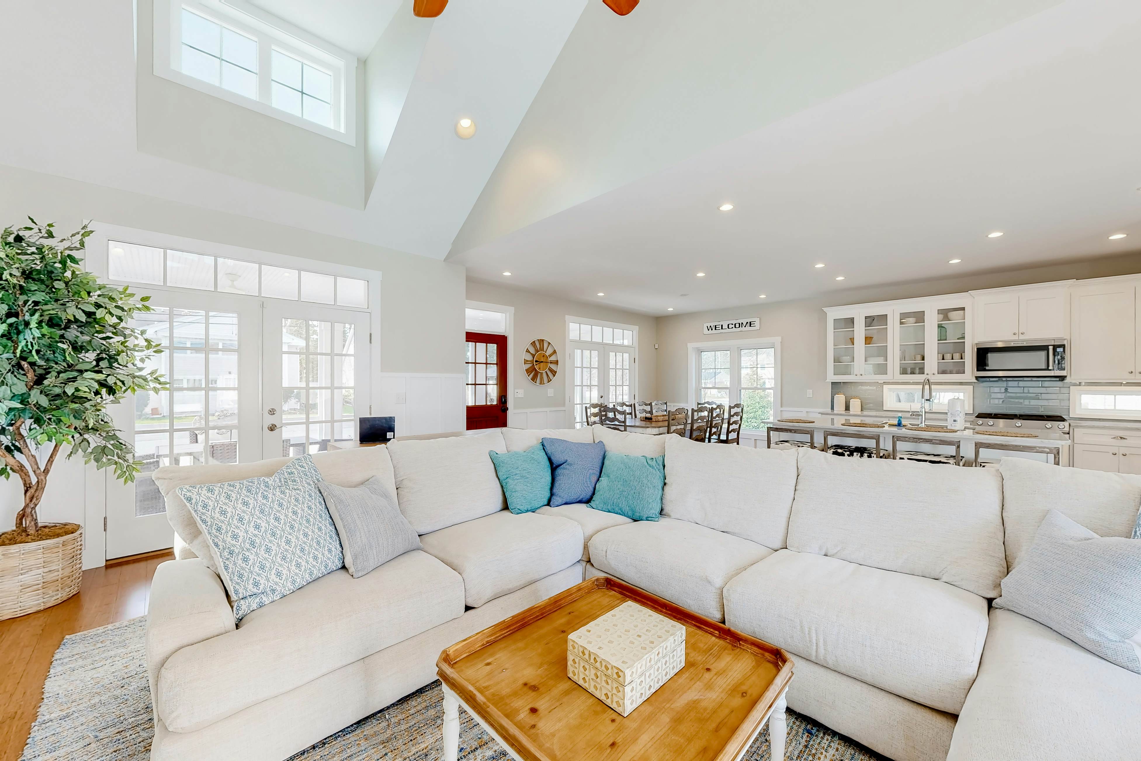 Rehoboth Royal - 20591 Fisher St