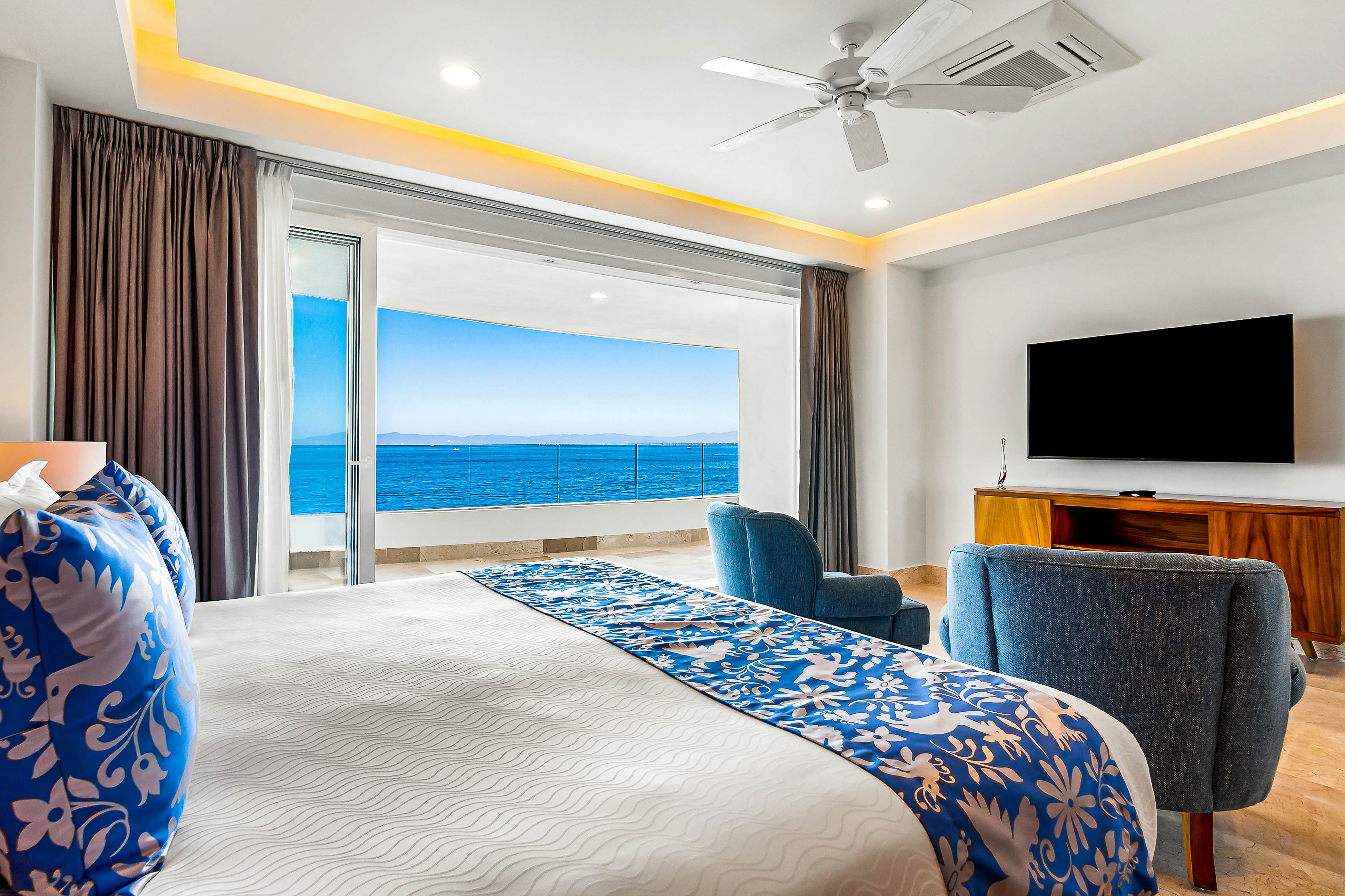 Blue Horizon 203 at Residences