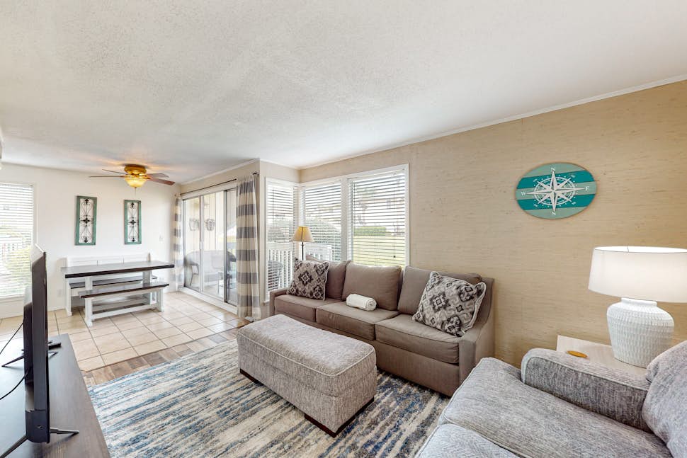 Sandpiper Cove 1037 1 BD Destin, FL Vacation Rental Vacasa