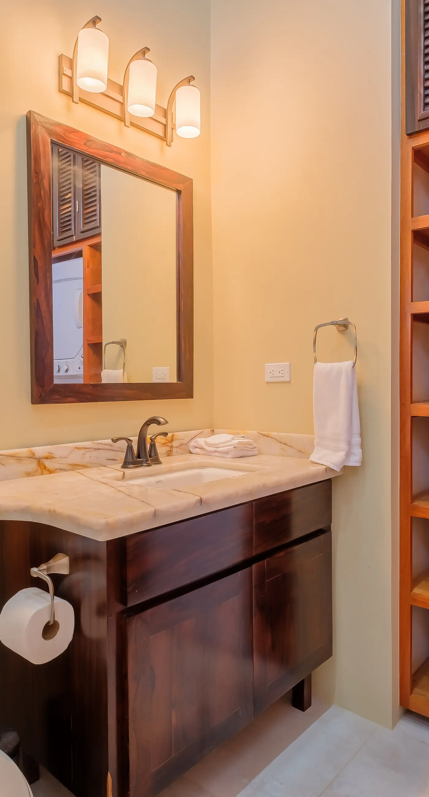 Suite 2 at Island Pearl Gold Standard Certified