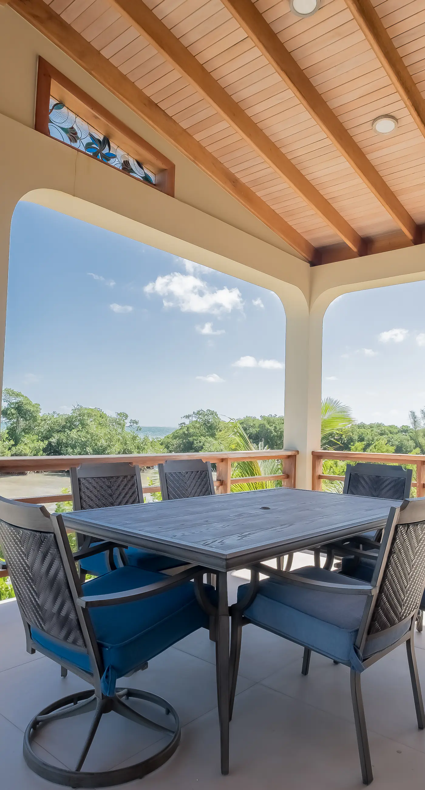 Suite 2 at Island Pearl Gold Standard Certified