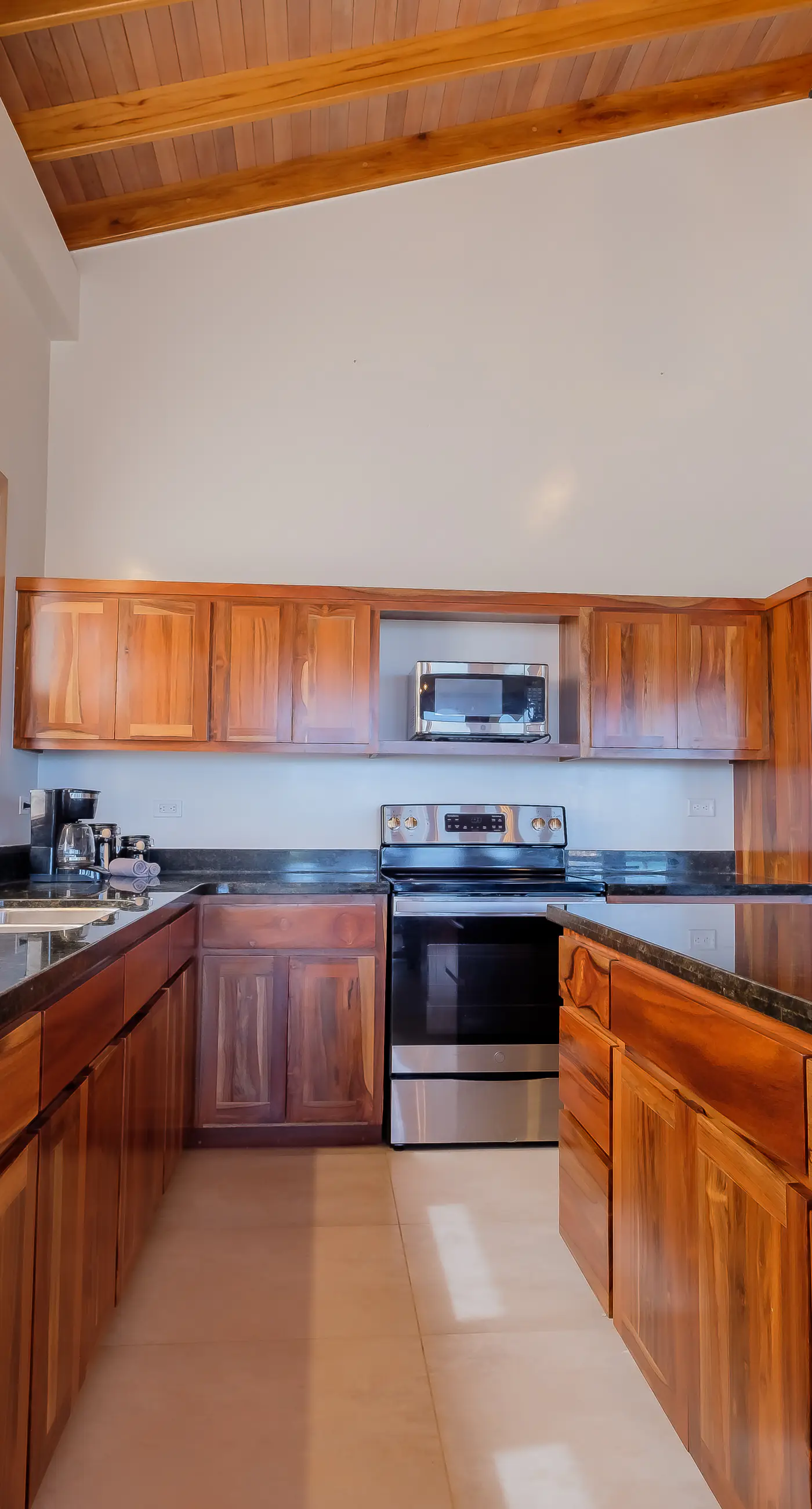 Suite 2 at Island Pearl Gold Standard Certified