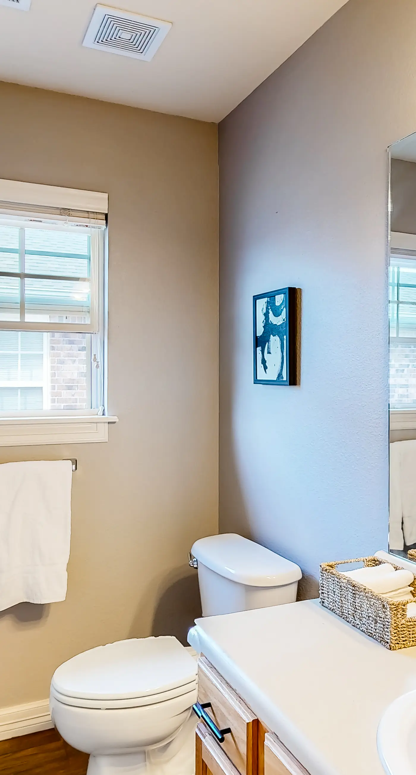 The Brick Beauty on Cabriolet