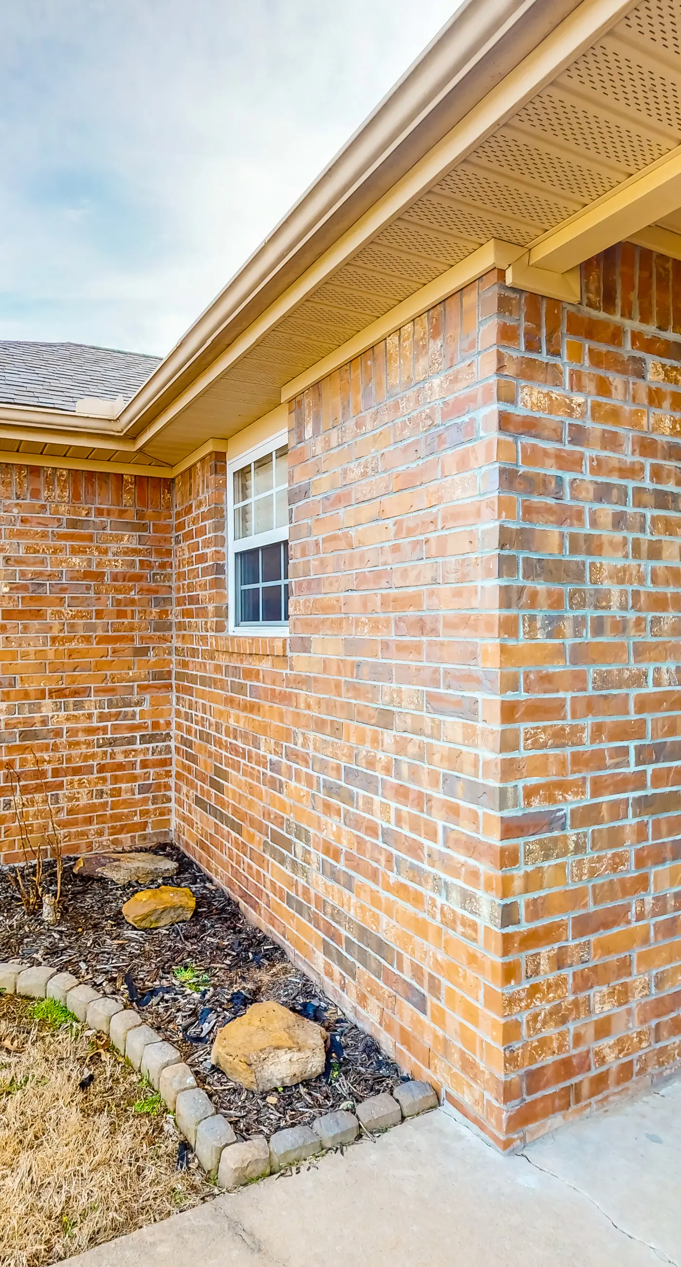 The Brick Beauty on Cabriolet